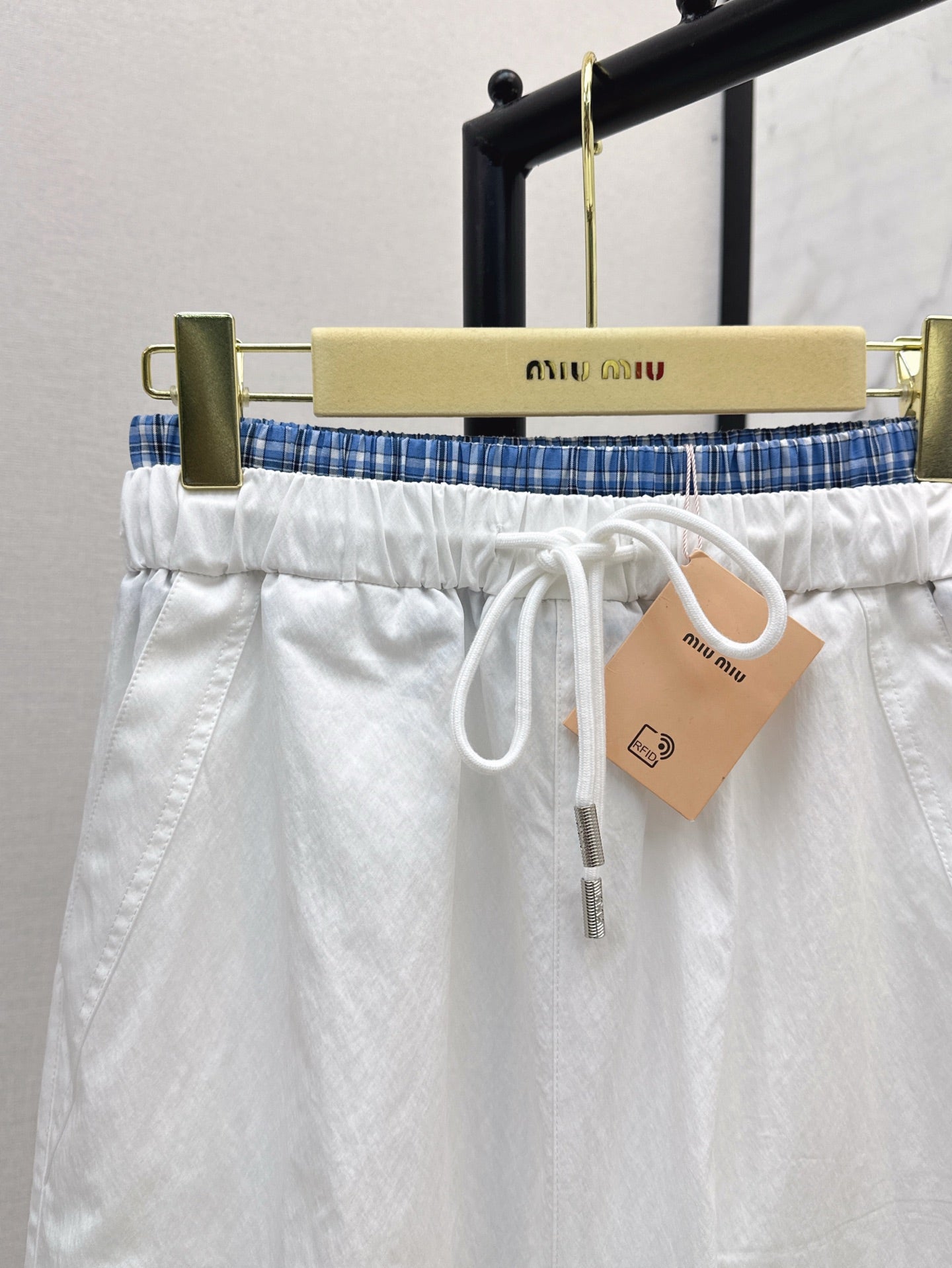 M*u 25ss drawstring waist midi skirt