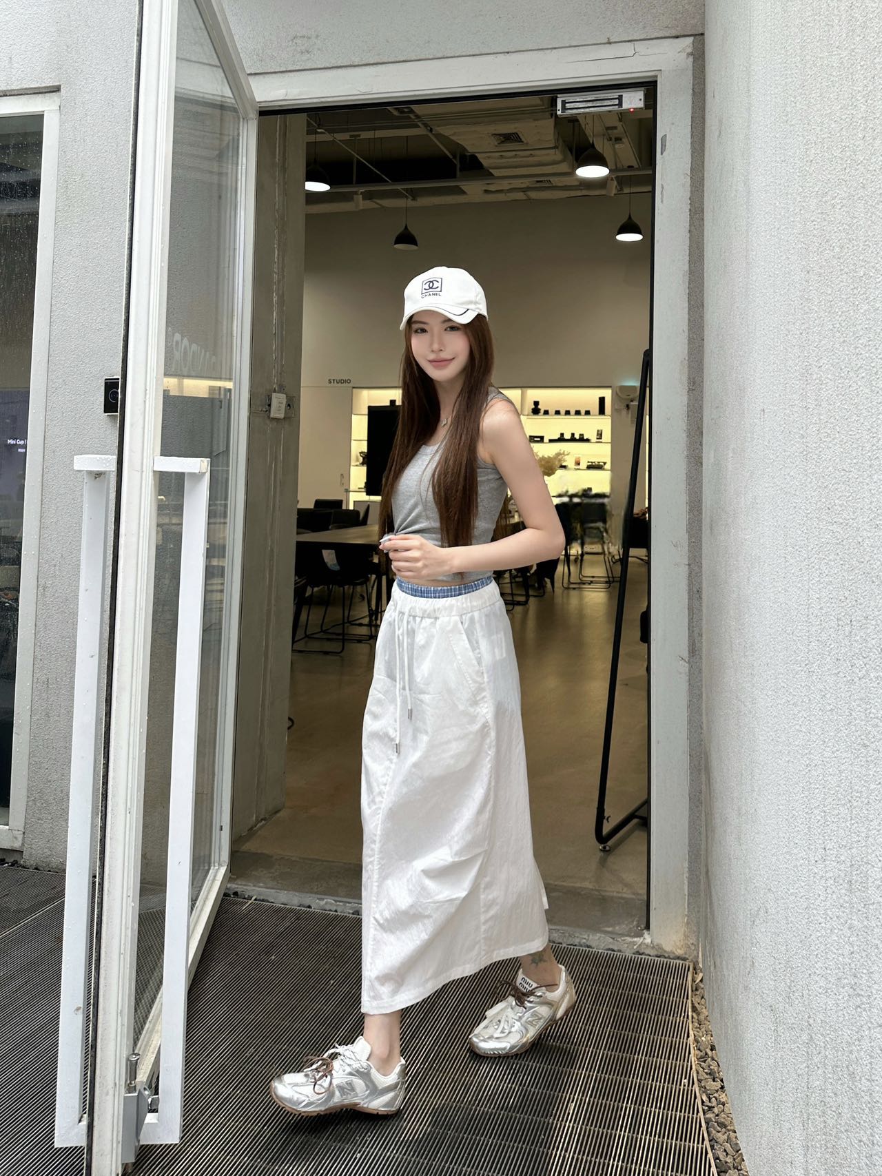 M*u 25ss drawstring waist midi skirt