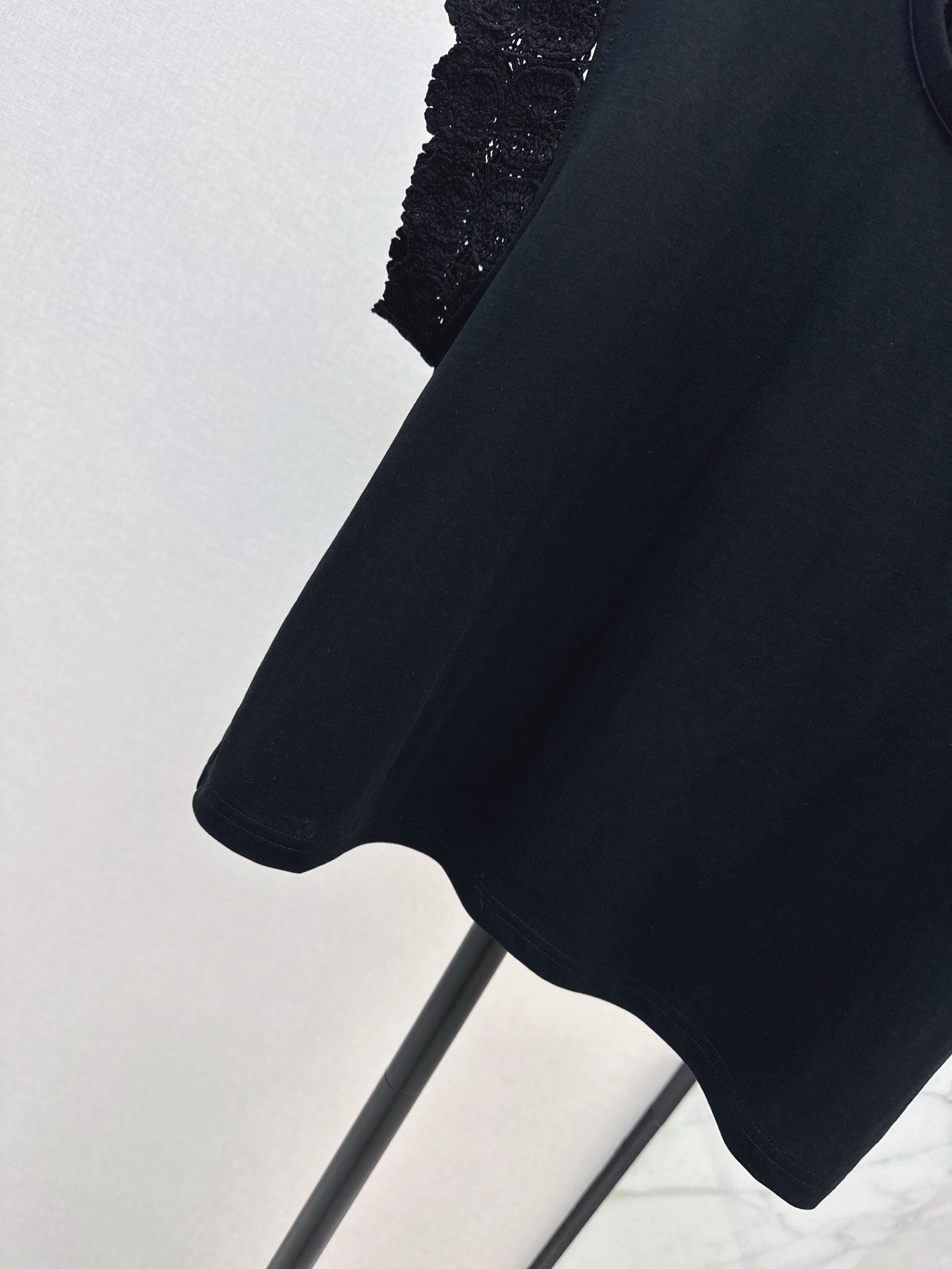 C*nel 25ss floral lace trim t-shirt