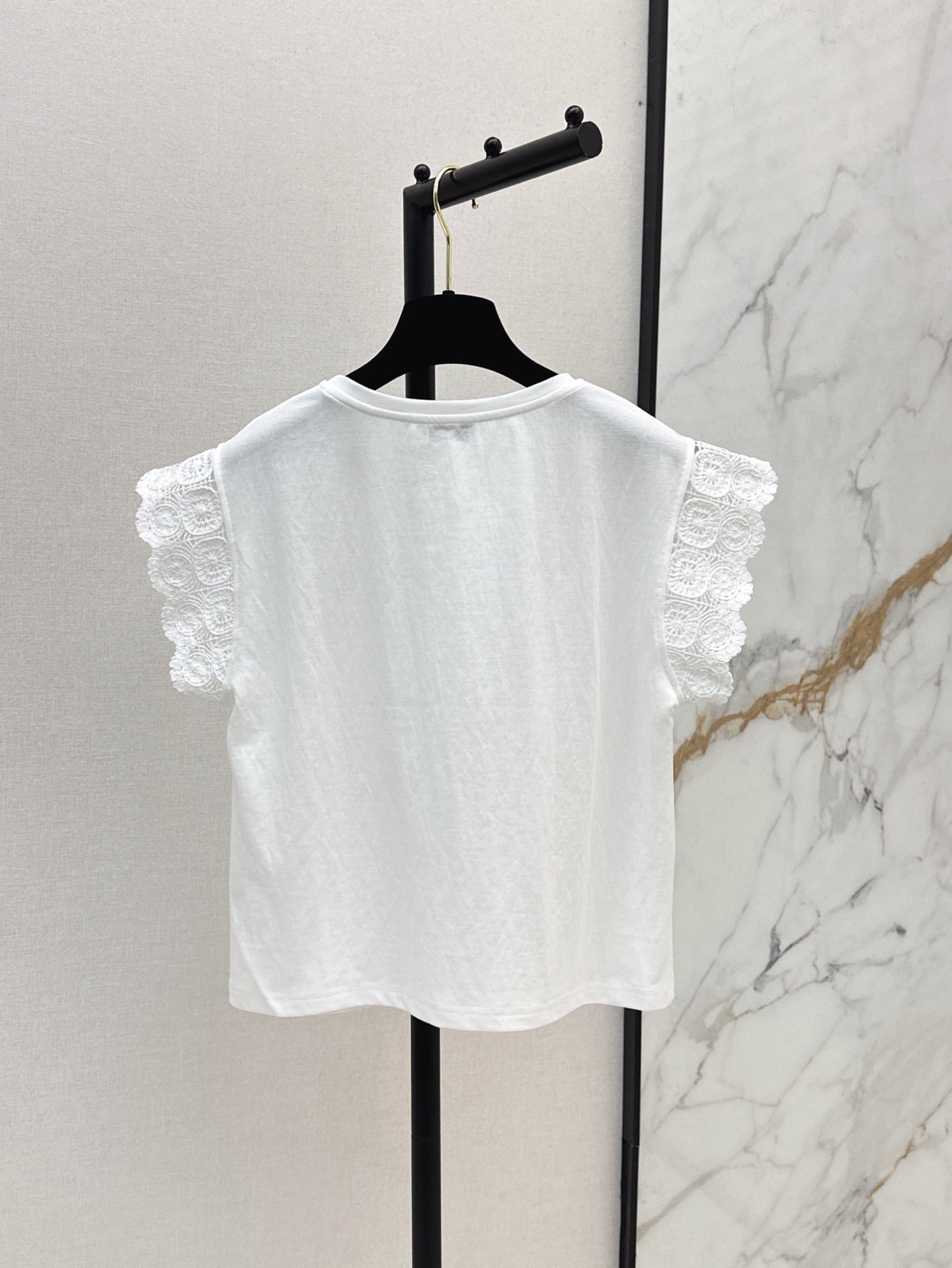 C*nel 25ss floral lace trim t-shirt