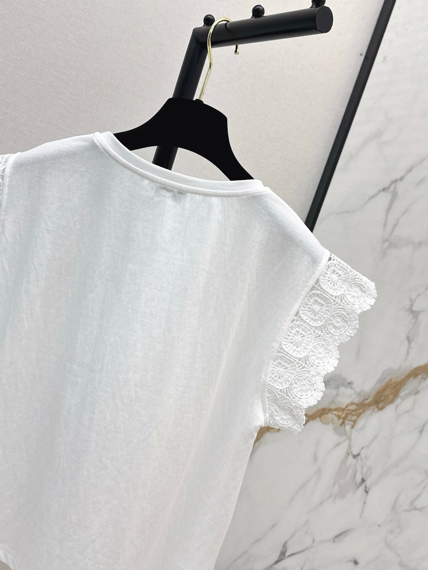 C*nel 25ss floral lace trim t-shirt