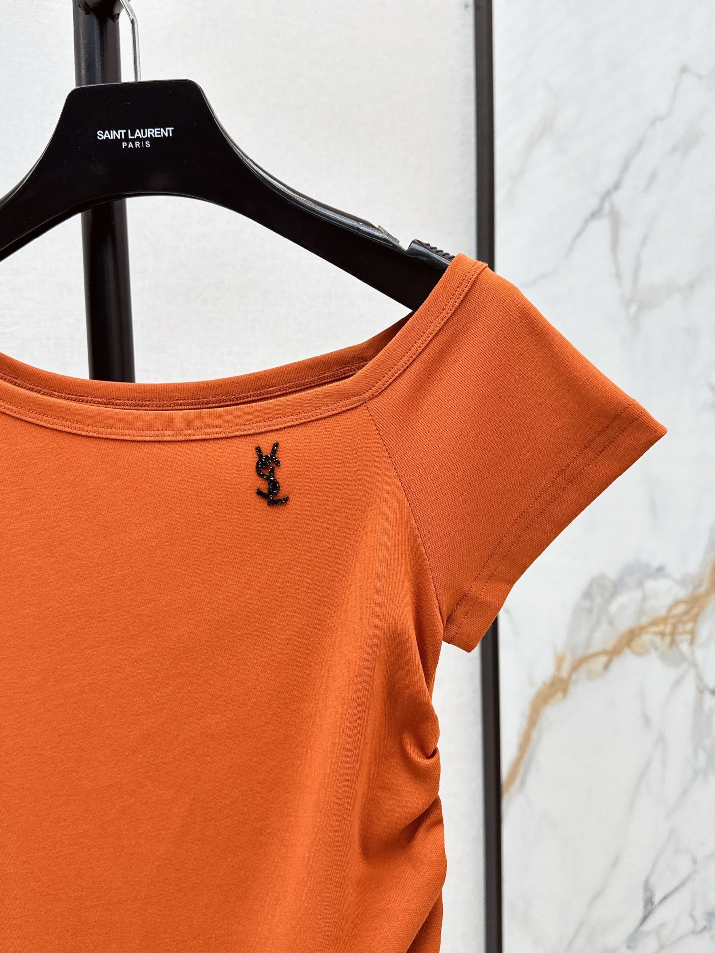 YS* 25ss Off-shoulder top