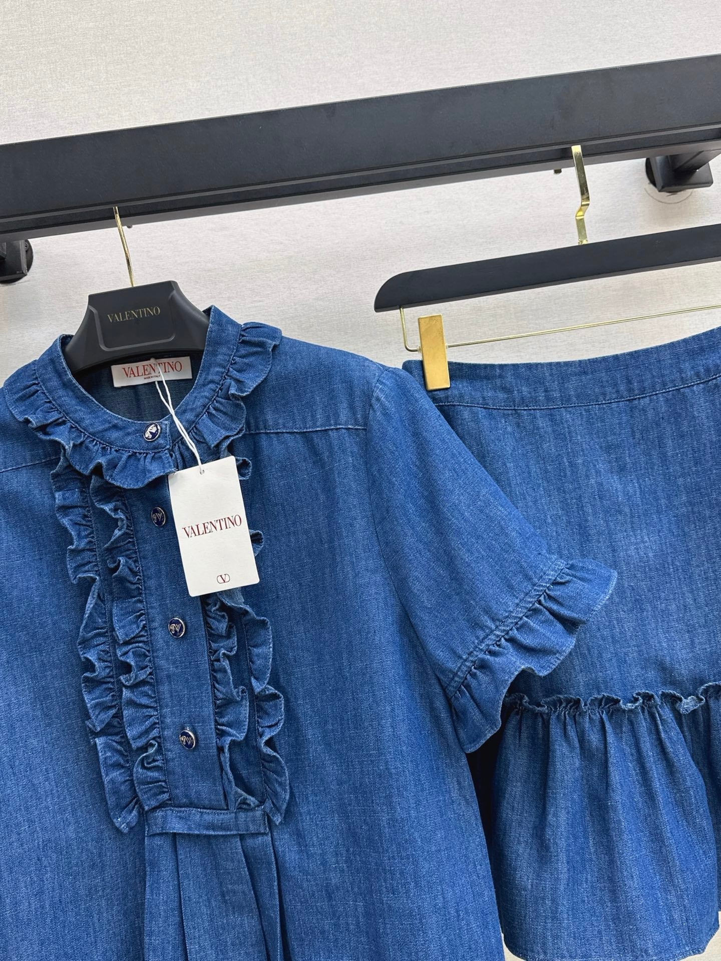 Valen* 25ss ruffiled denim shirt and mini skirt set