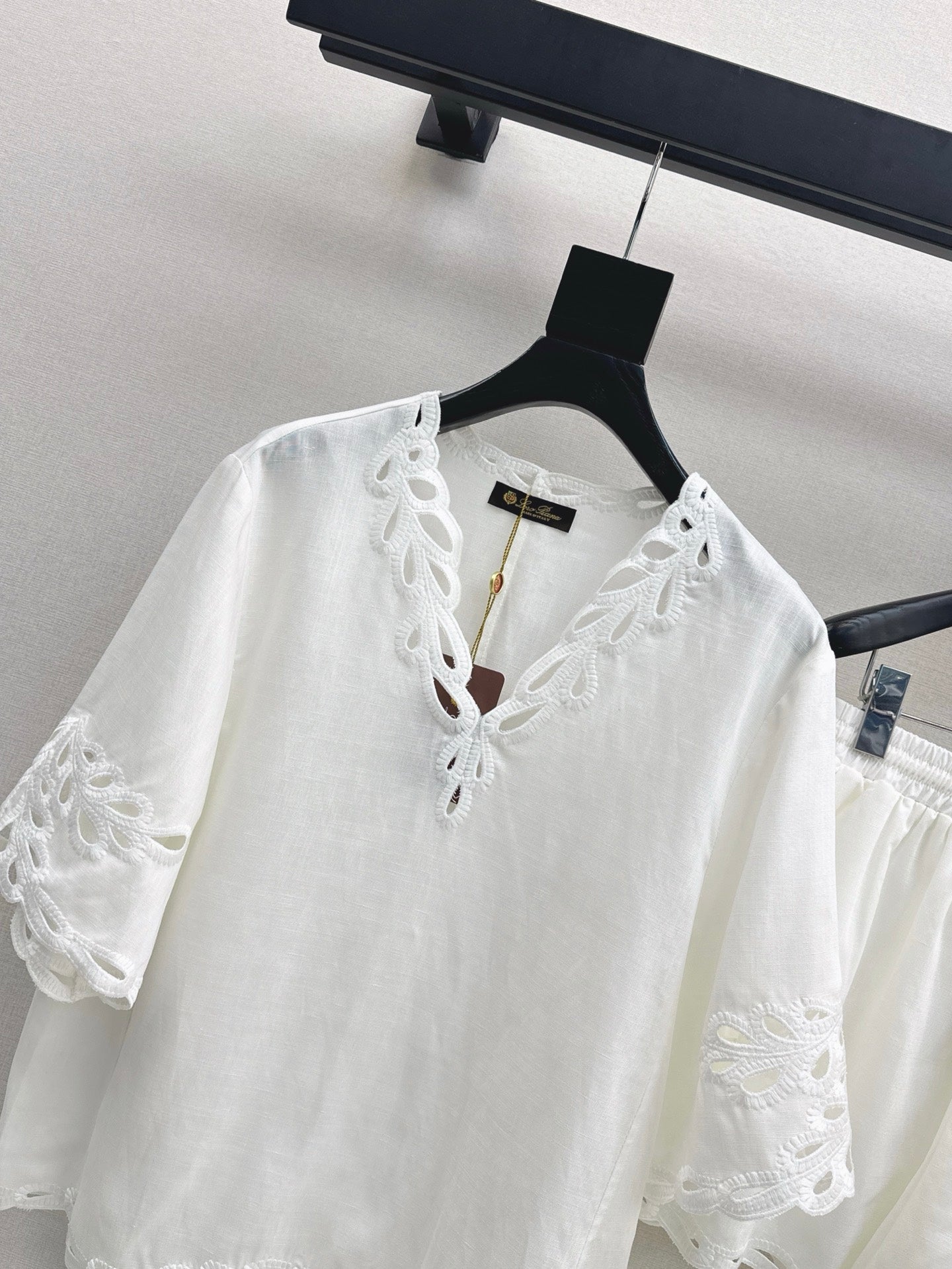 Lor*P 25ss embroidered linen suit