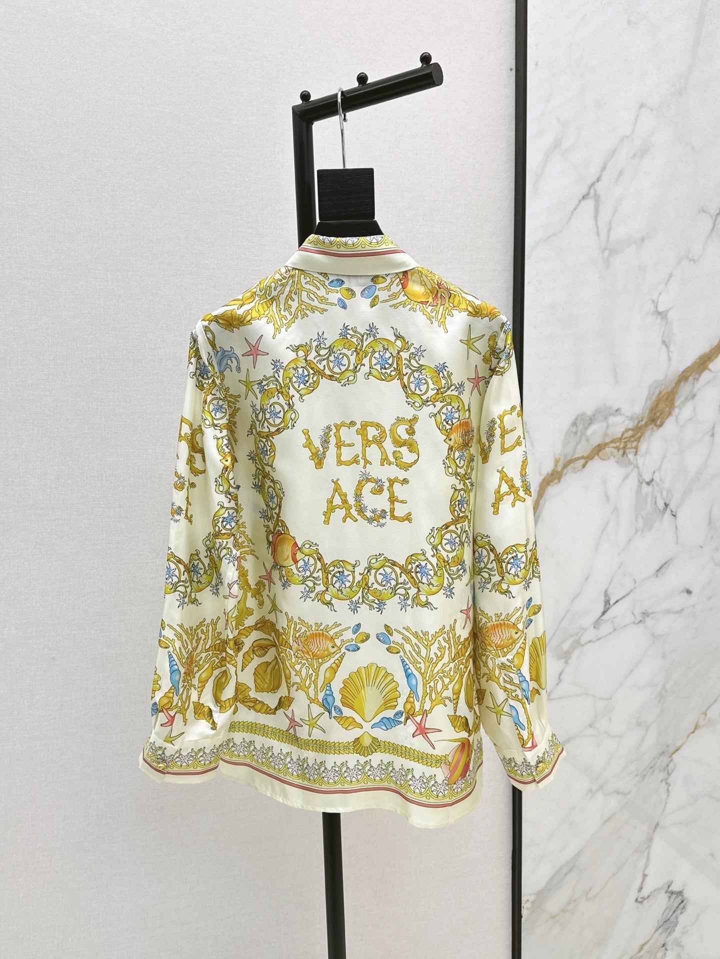 Versa* 25ss Barocco silk shirt