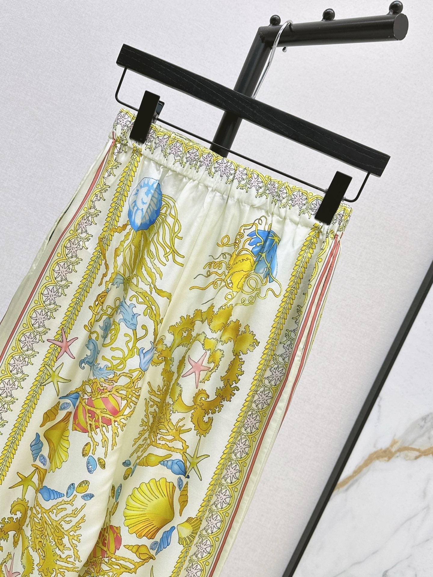 Versa* 25ss Barocco Silk Pants