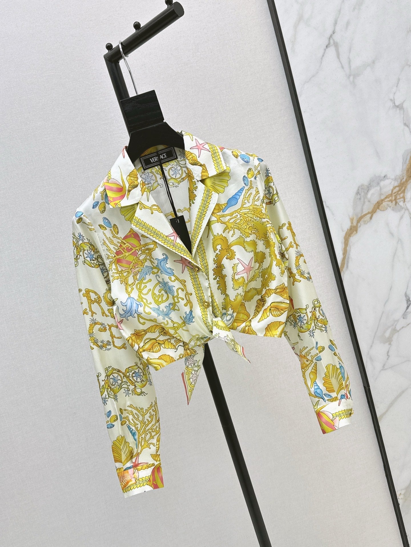 Versa* 25ss Barocco knotted silk shirt