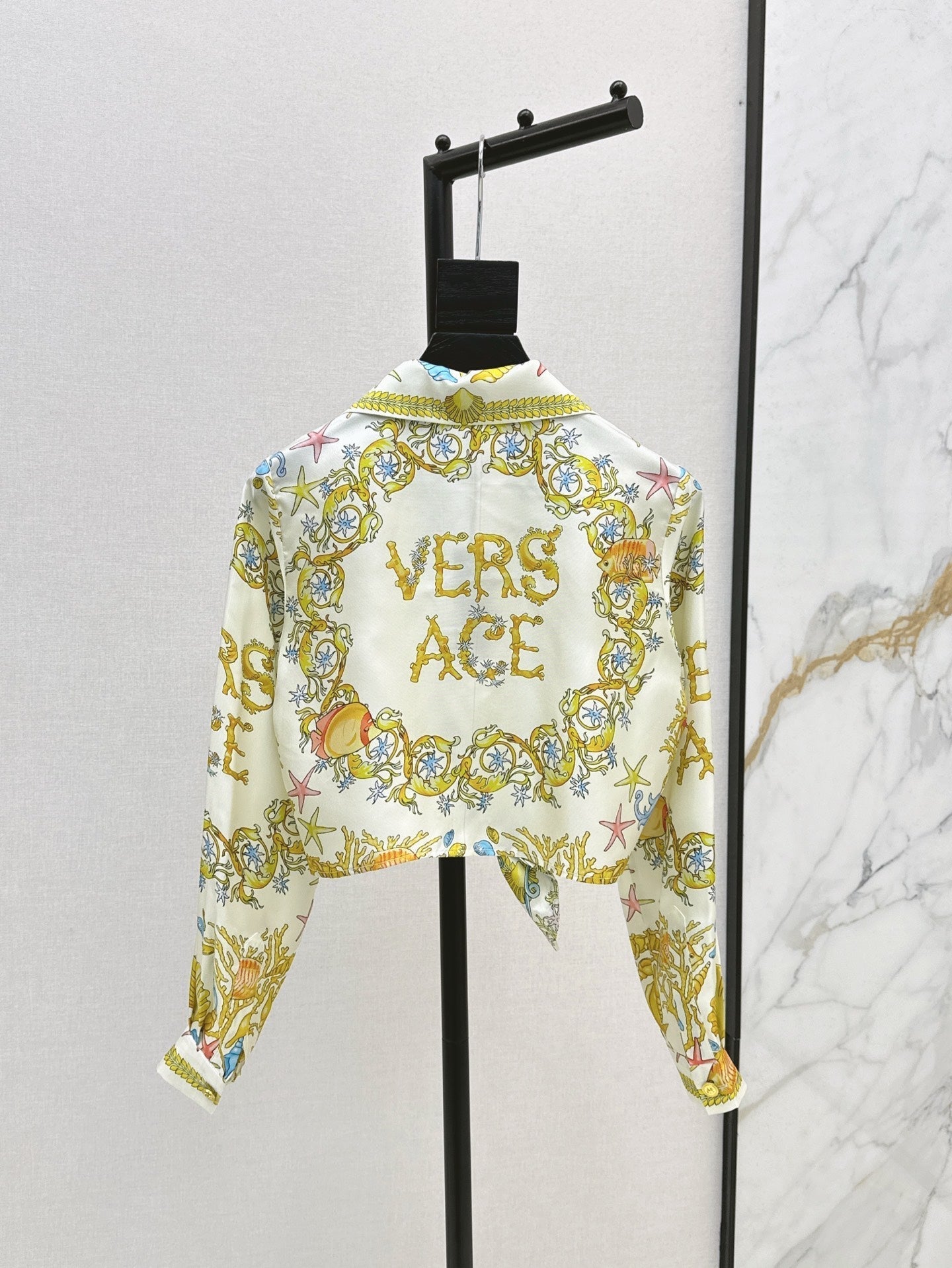 Versa* 25ss Barocco knotted silk shirt