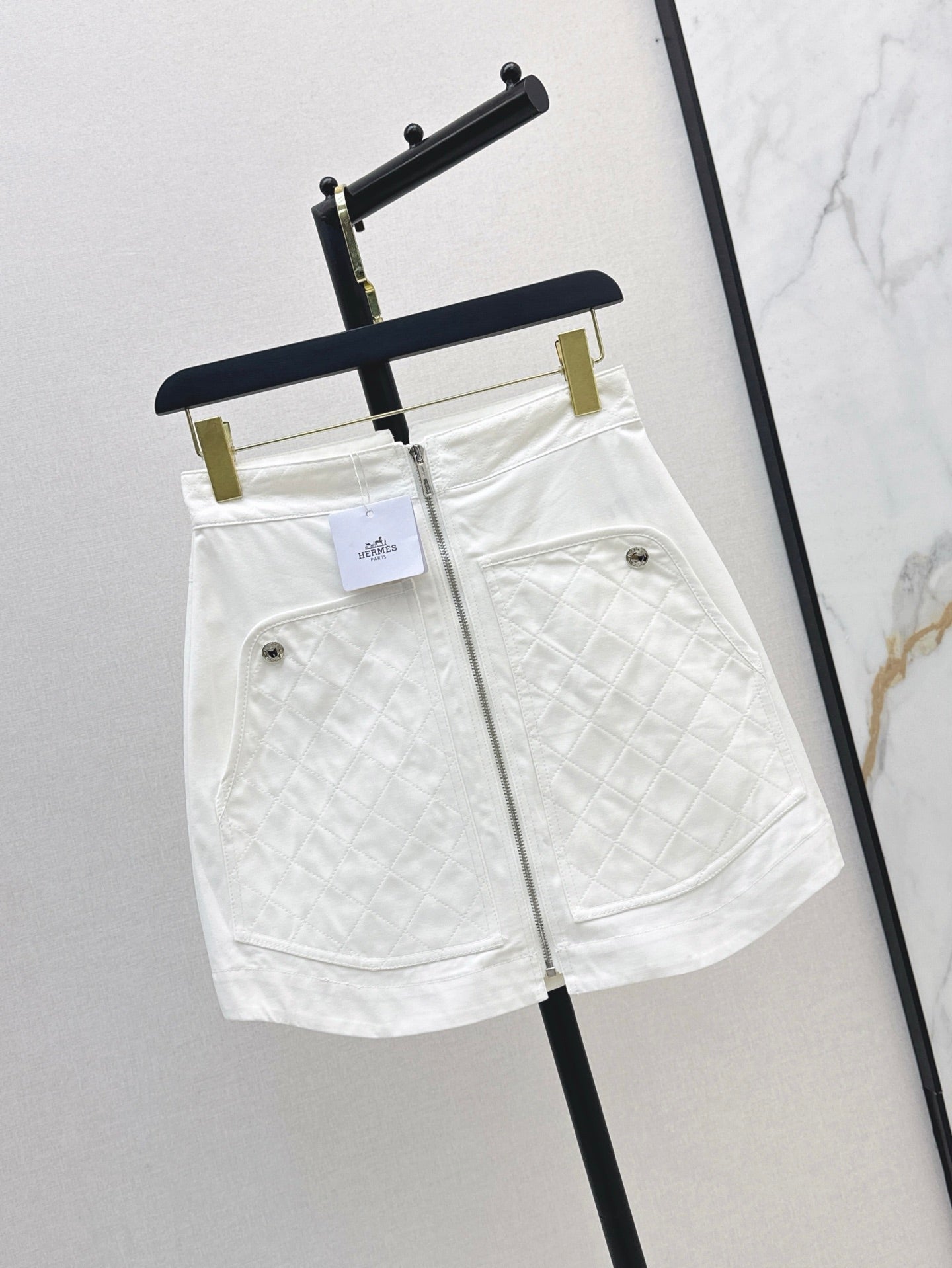 Herm* 25ss  pocket midi skirt