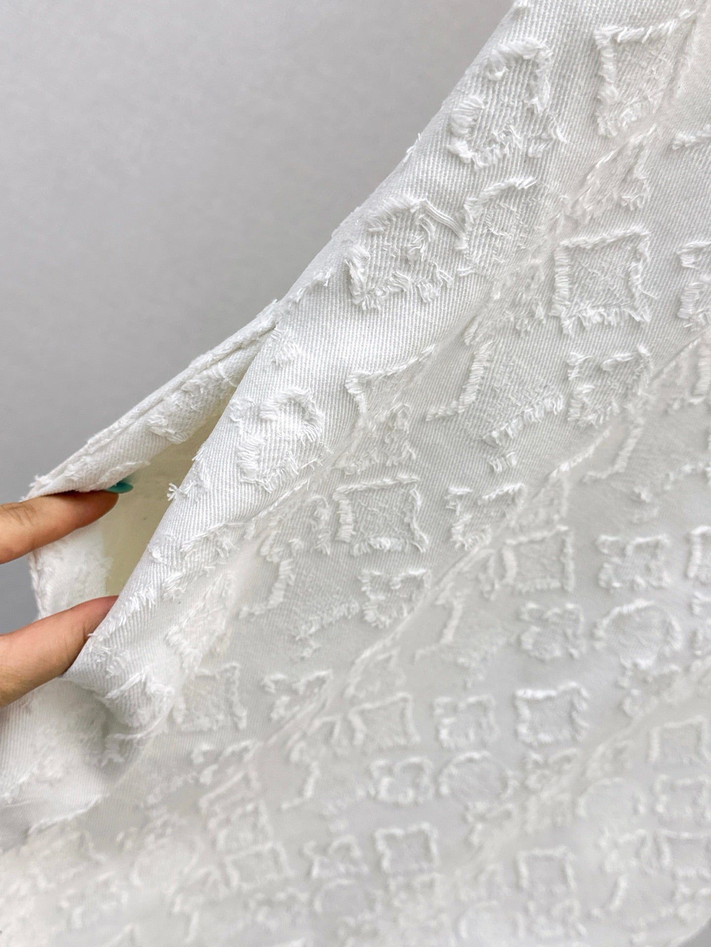 Loui* 25ss monogram jacquard denim dress