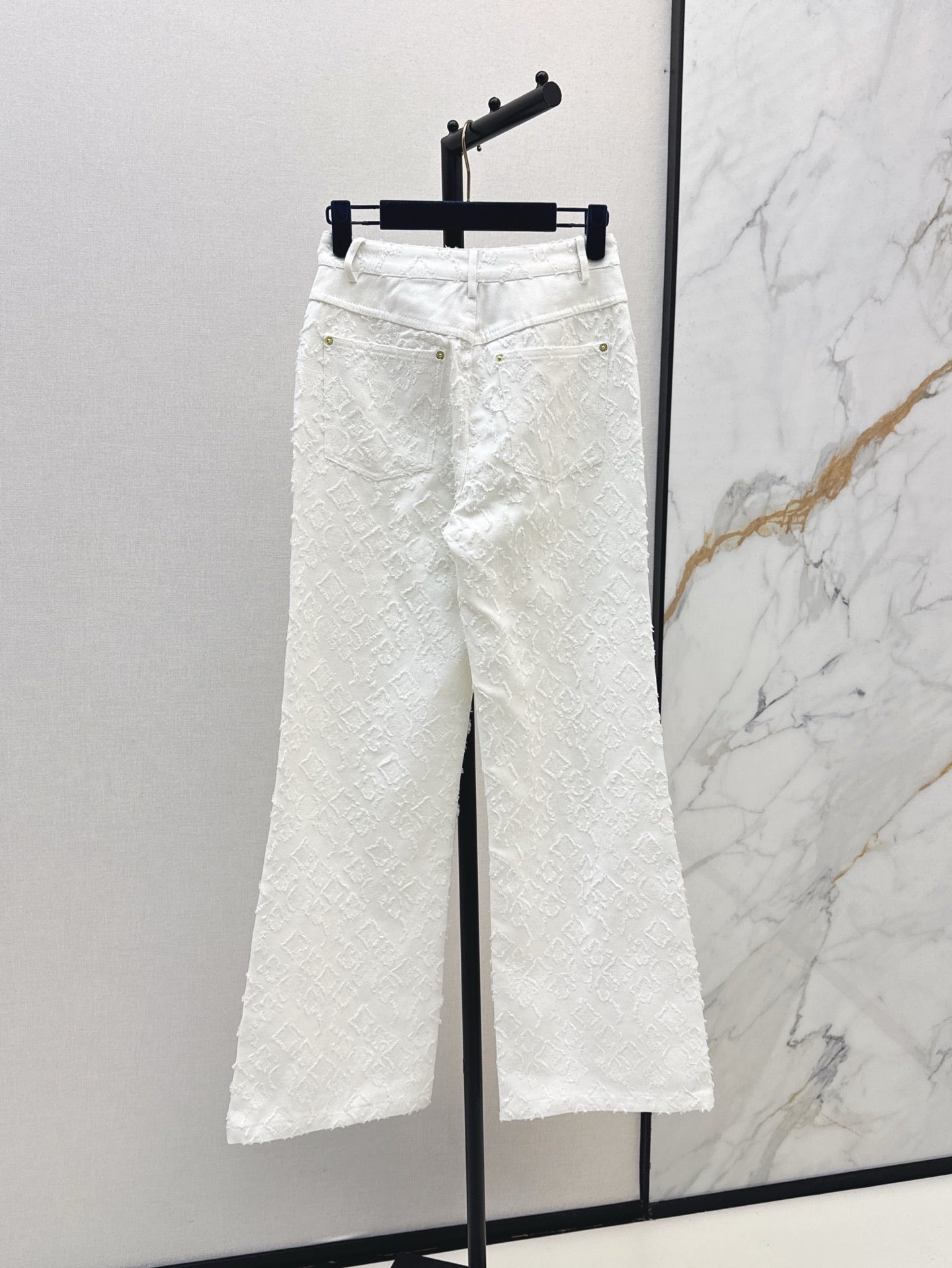 Loui* 25ss monogram jacquard straight denim pants