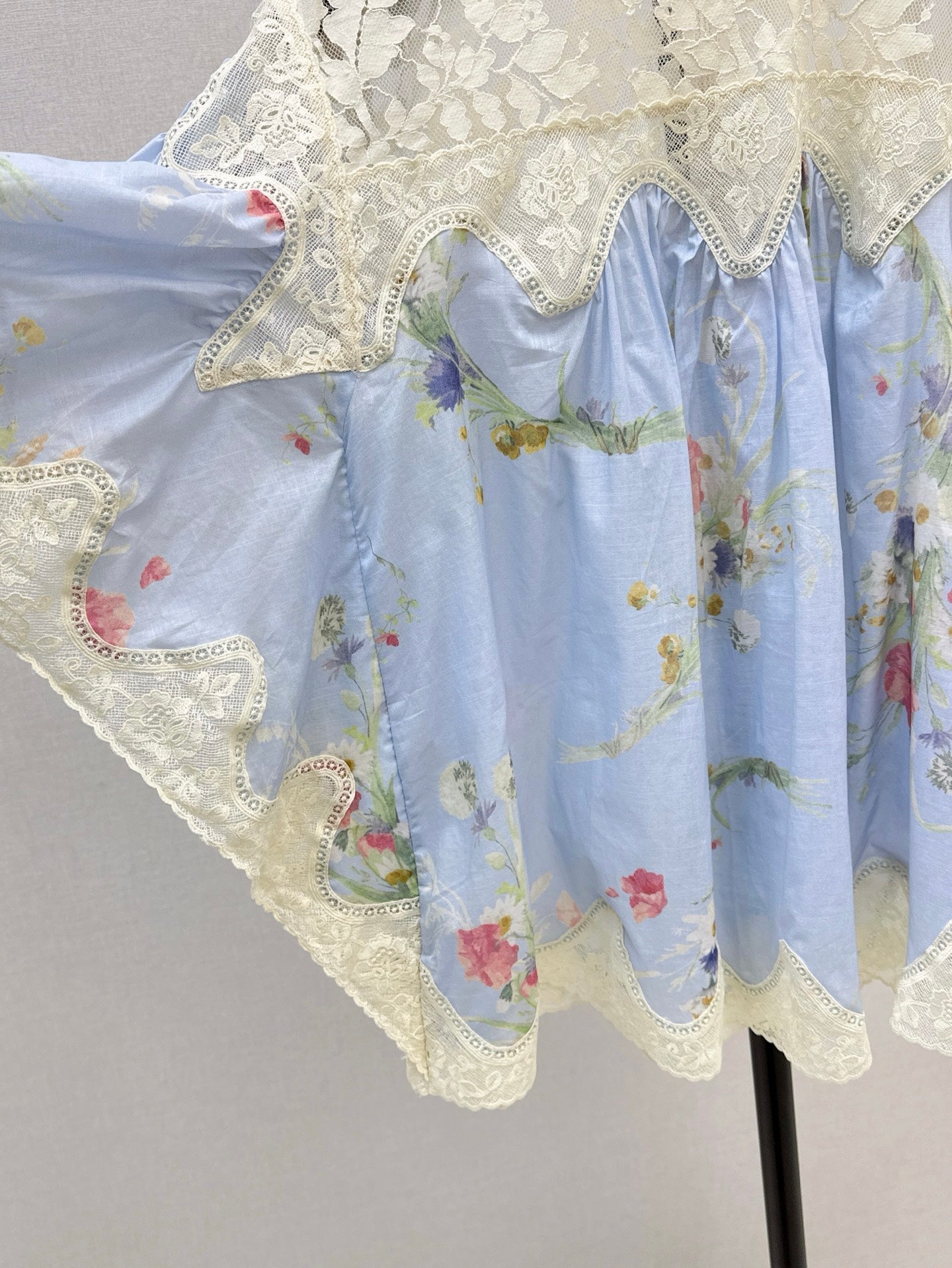 Zim* 25ss lace cape shirt