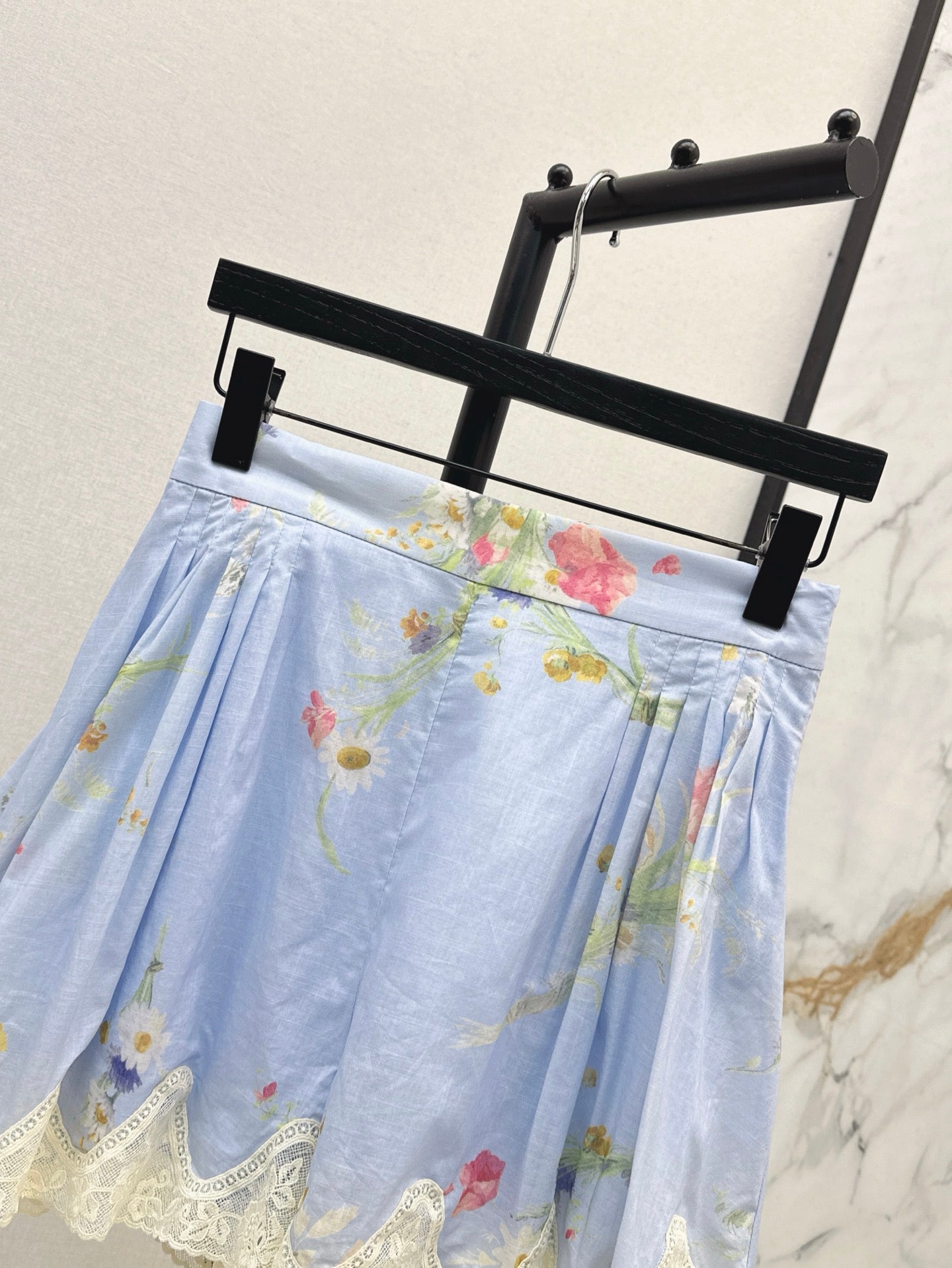 Zim* 25ss lace skorts