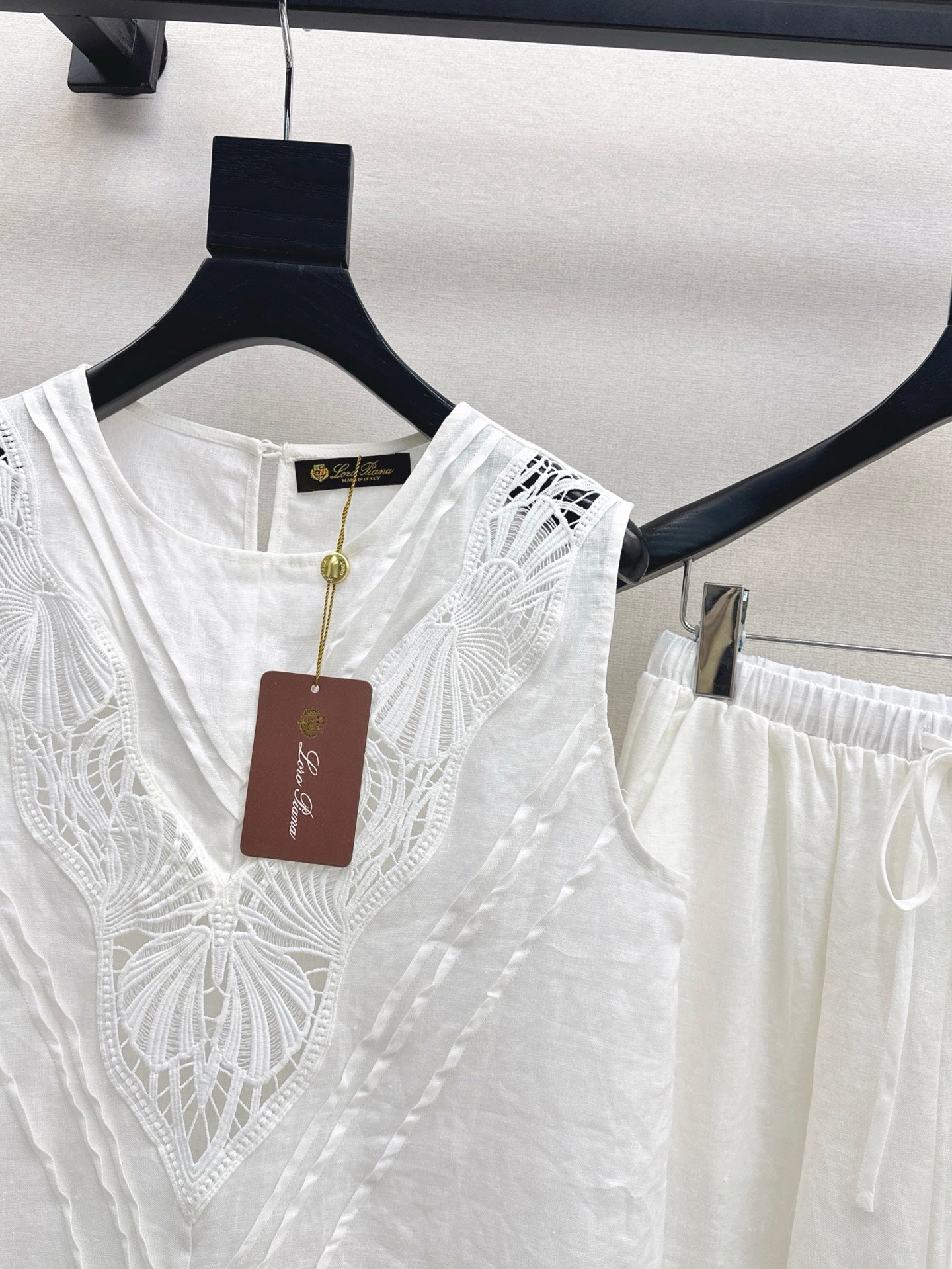 Lor*P 25ss embroidered linen suit