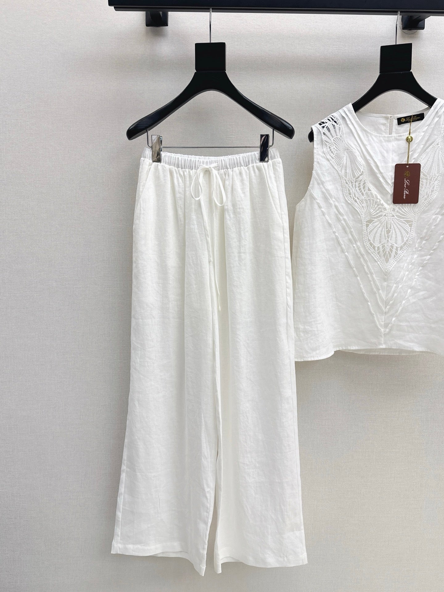 Lor*P 25ss embroidered linen suit