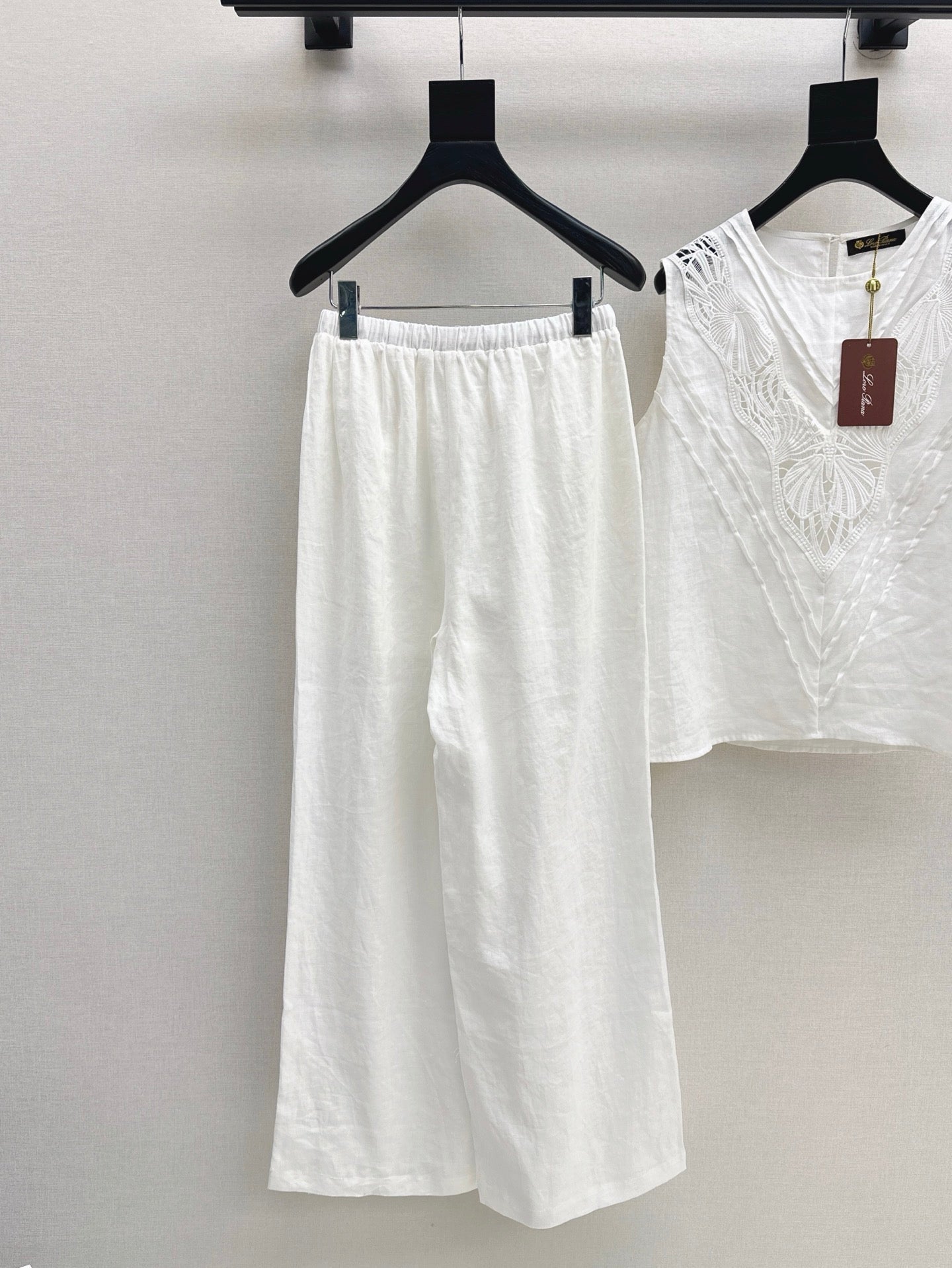 Lor*P 25ss embroidered linen suit