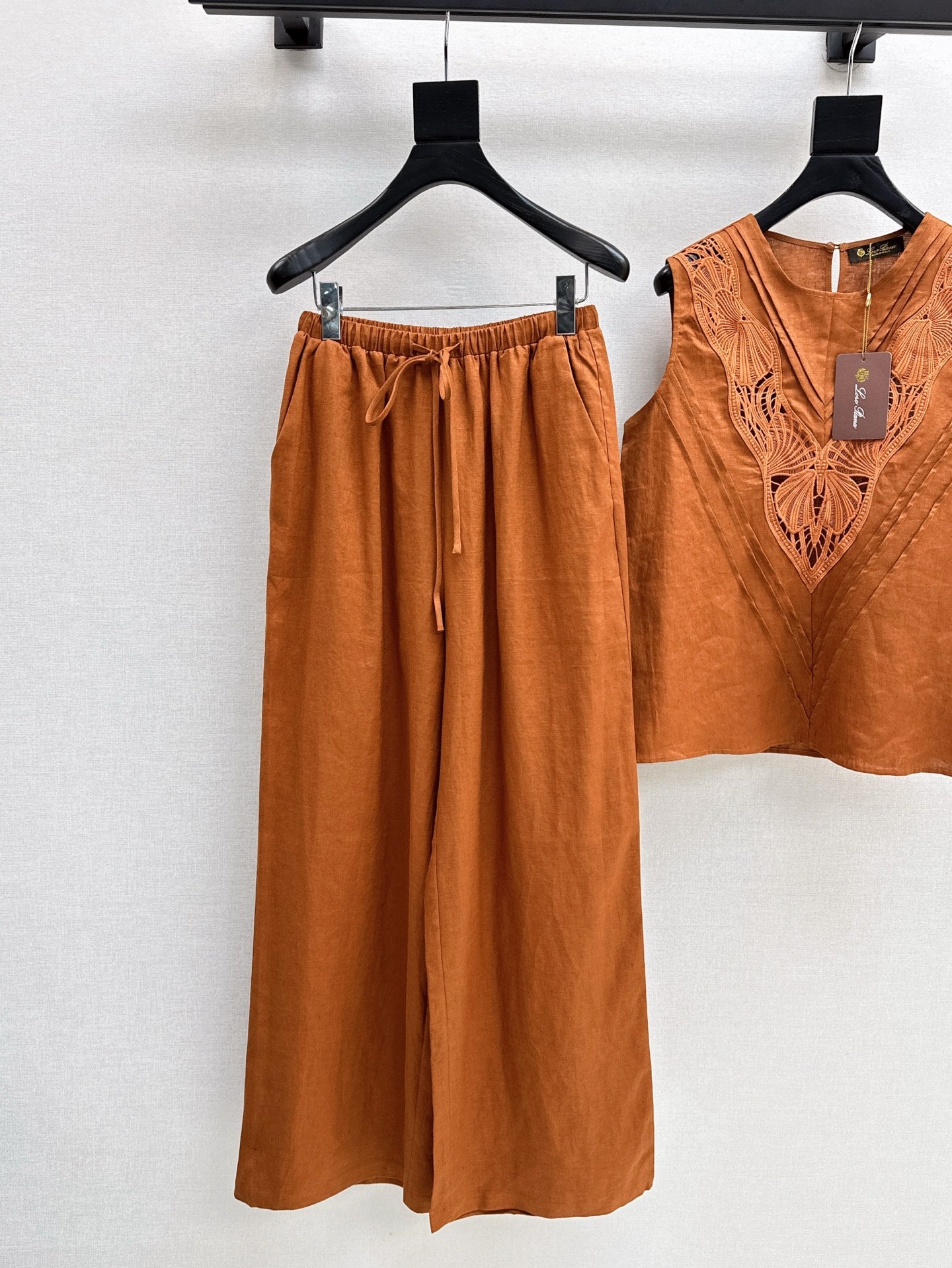 Lor*P 25ss embroidered linen suit