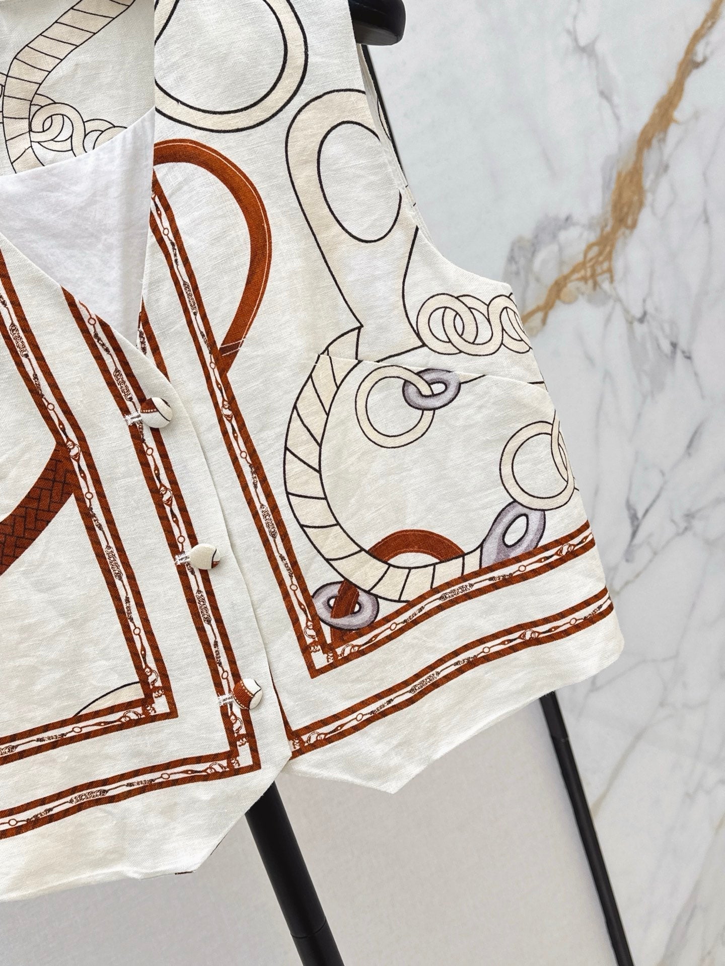 Herm* 25ss linen vest