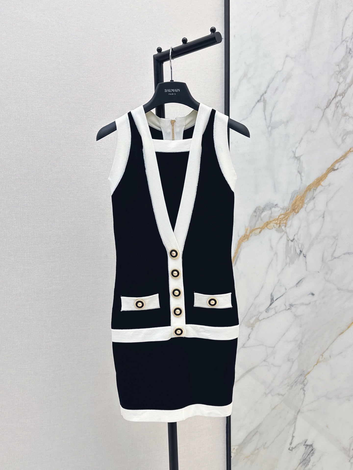 Balm* 25ss two-tone knit minidress