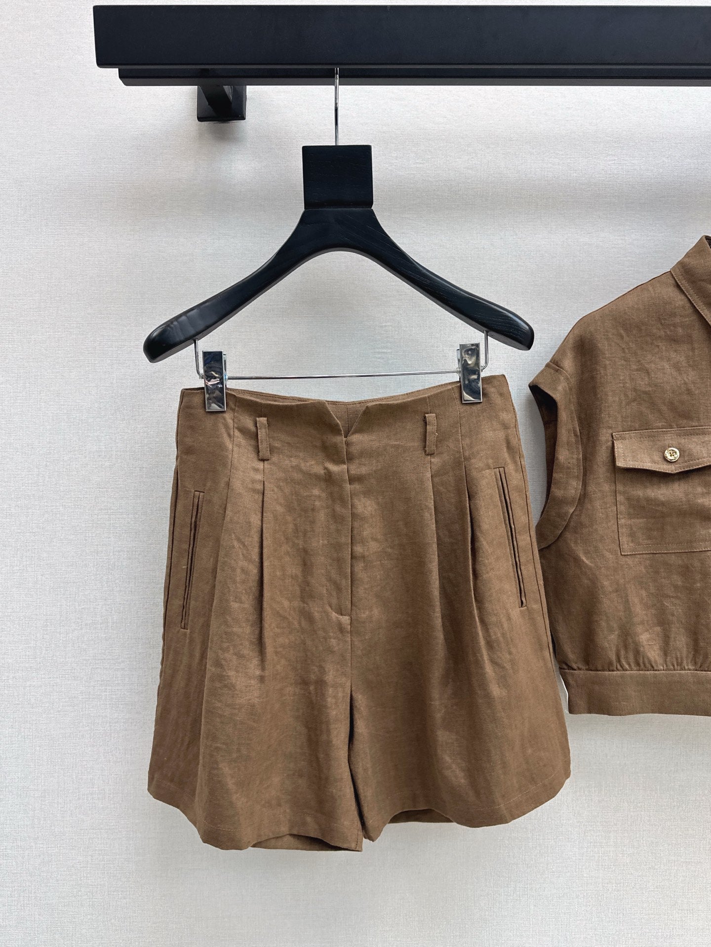 Lor*P 25ss linen cap sleeve top and shorts set