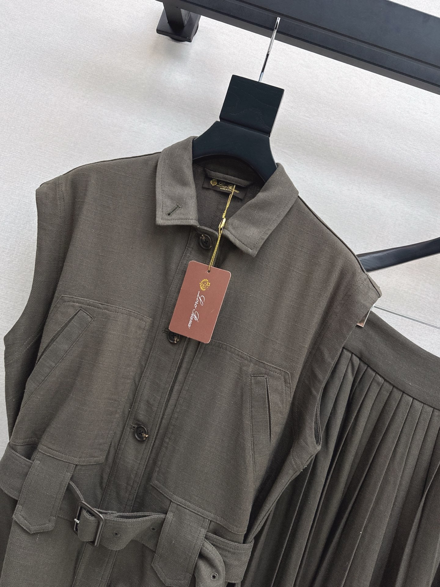 Lor*P 25ss linen suit