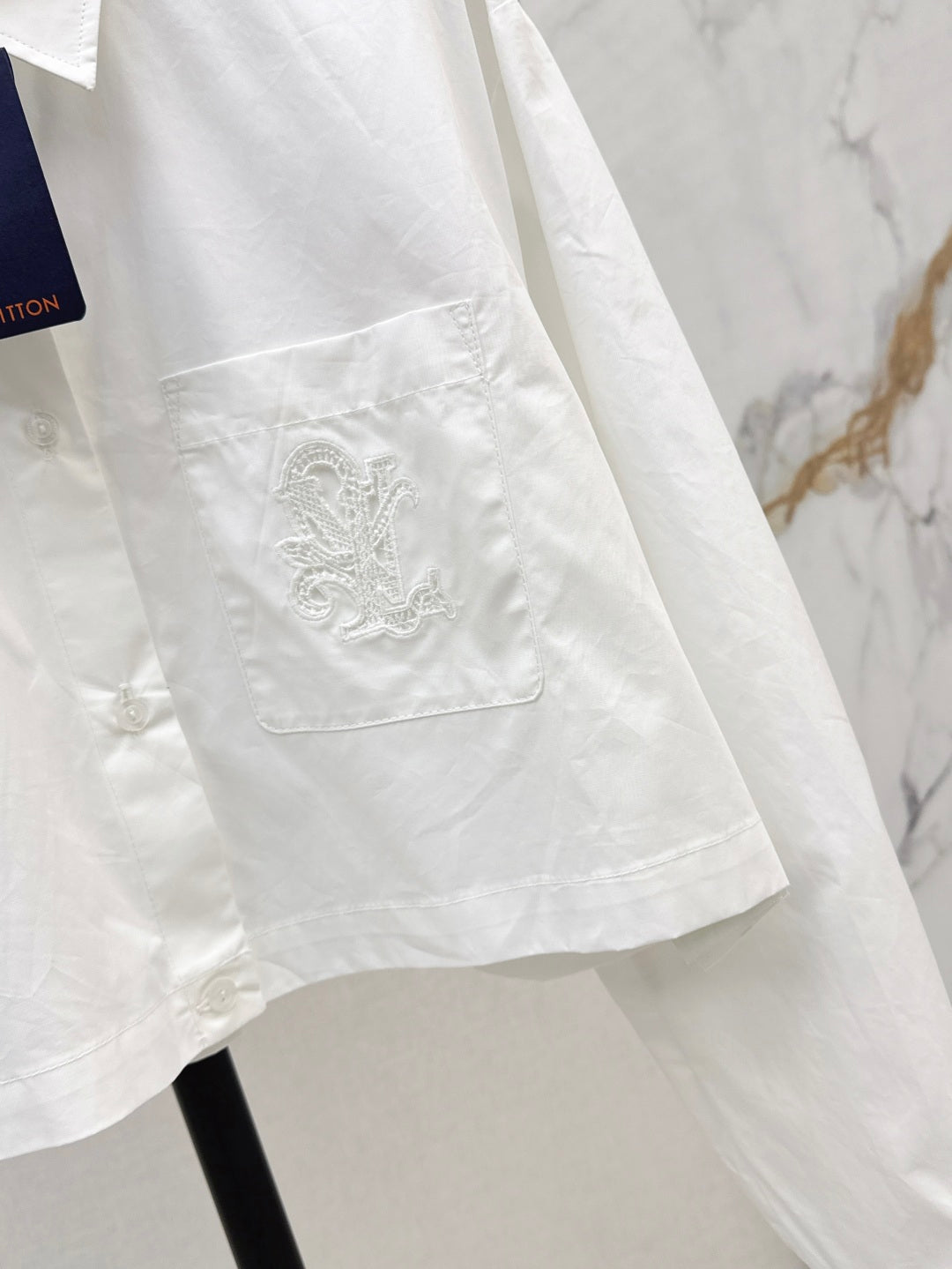 Loui* 25ss embroidered crop shirt