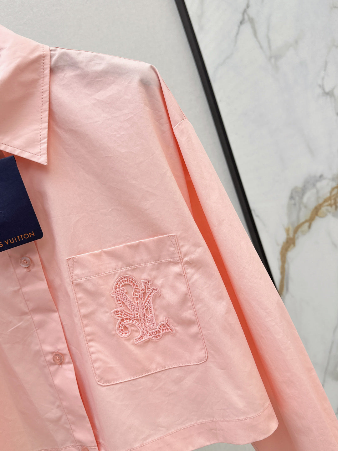 Loui* 25ss embroidered crop shirt