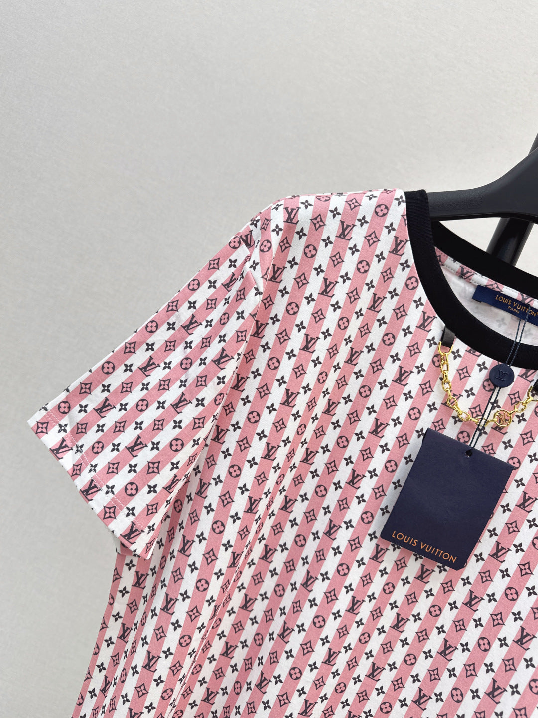 Loui* 25ss scarf print t-shirt