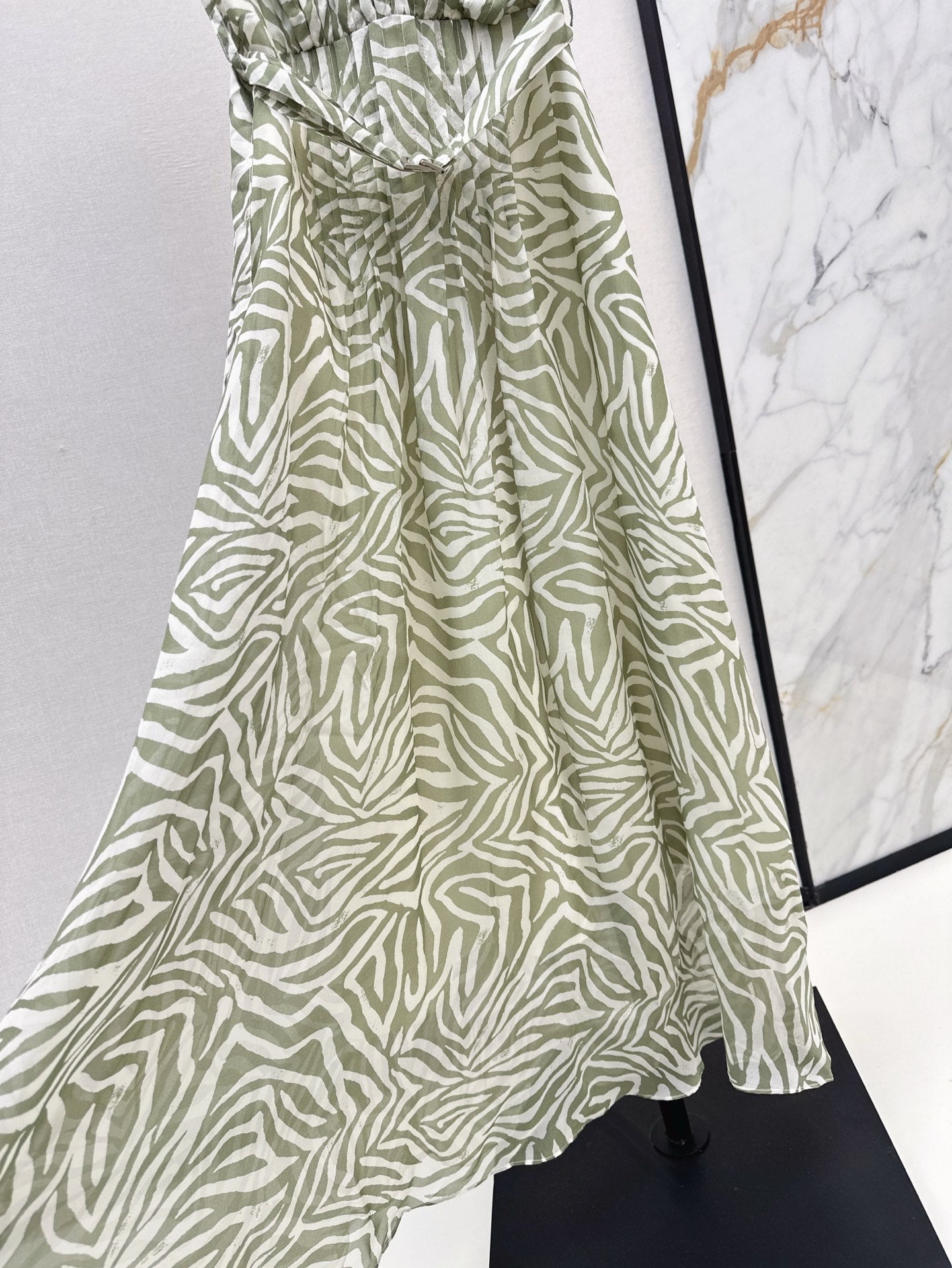 Brune*C V-neck silk long dress