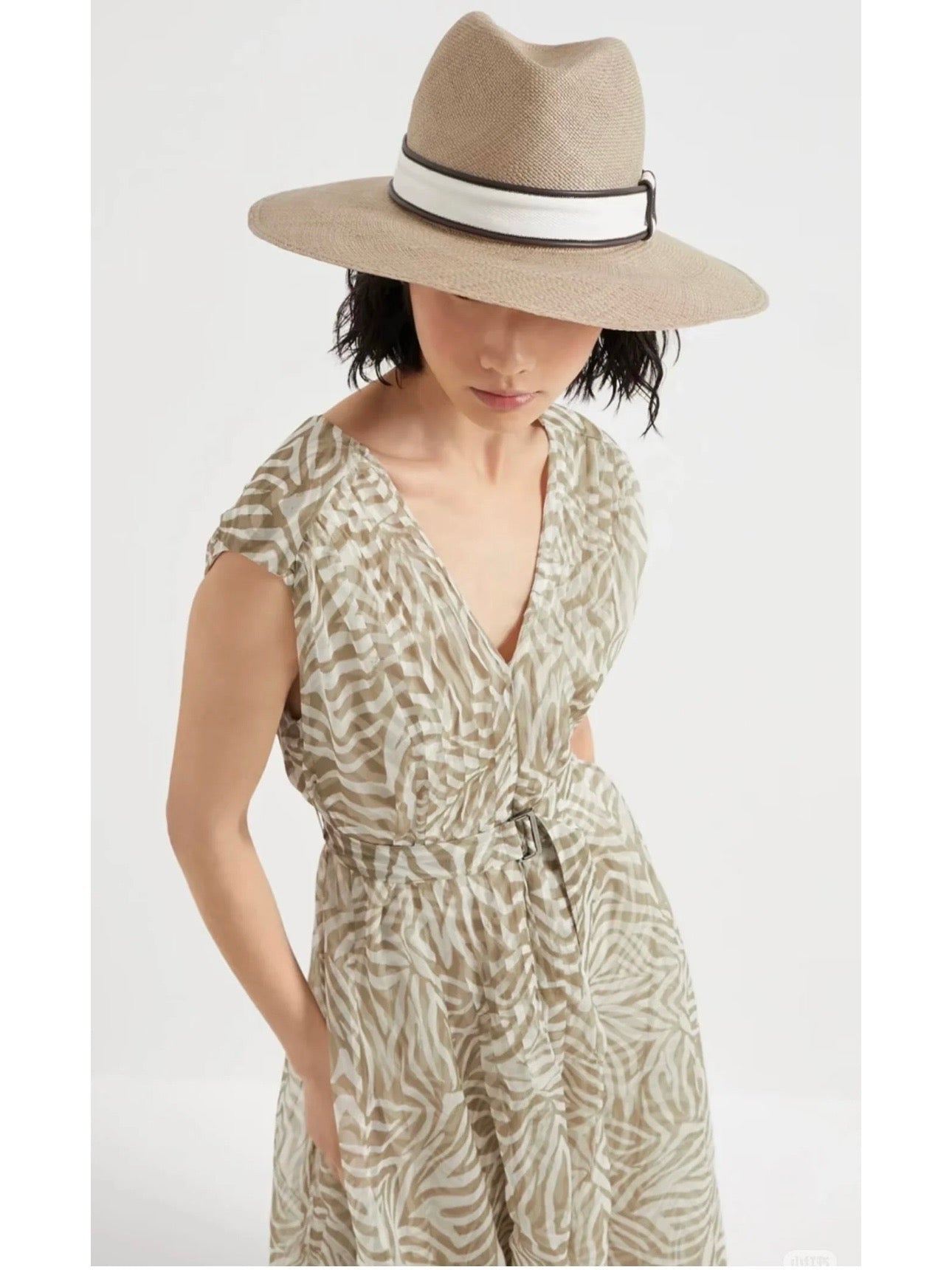 Brune*C V-neck silk long dress