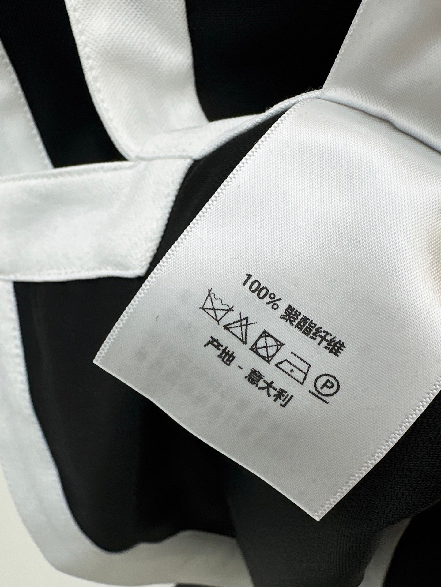 D*r 25ss color-blocked minidress