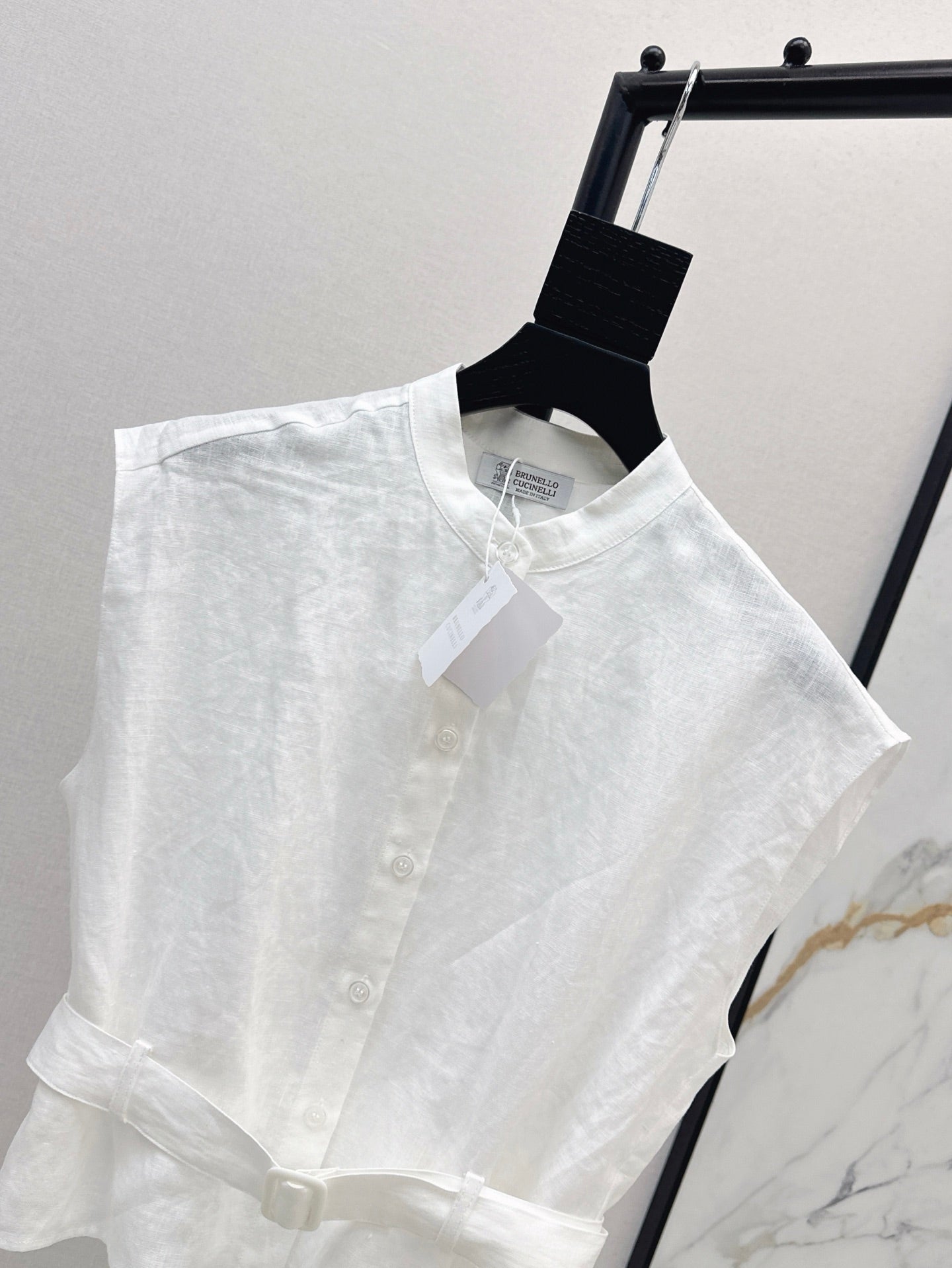 Lor*P 25ss linen belted vest