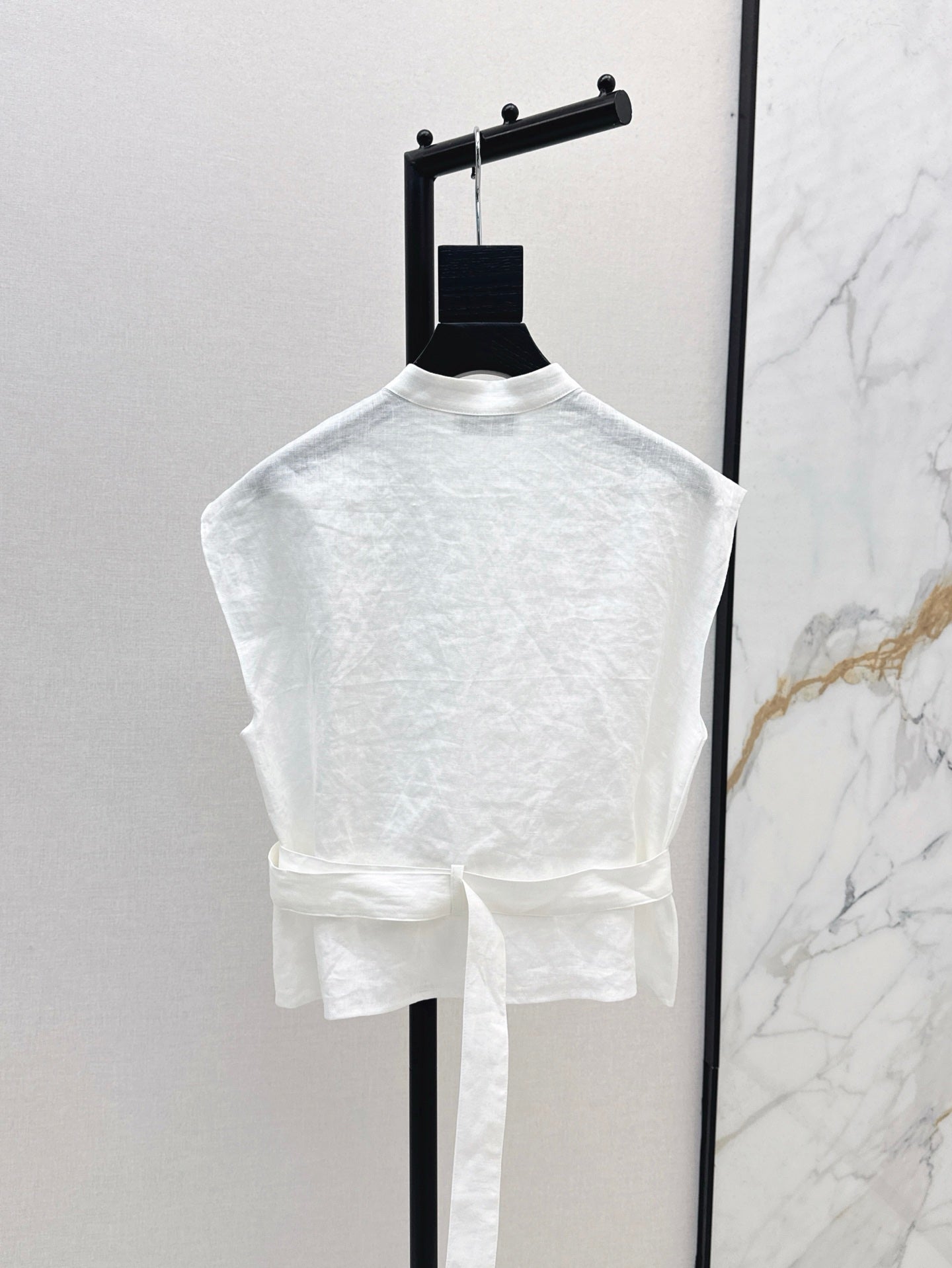 Lor*P 25ss linen belted vest