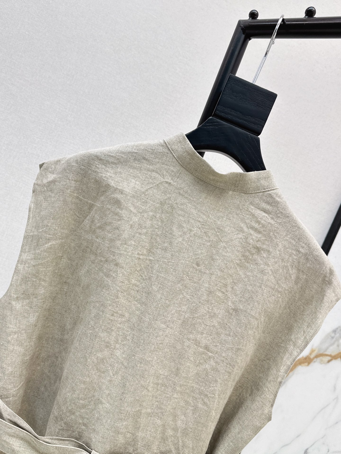 Lor*P 25ss linen belted vest