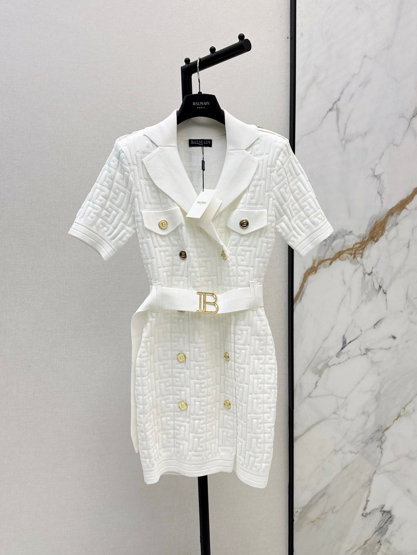 Balm* 25ss monogram knitted dress with gold buttons