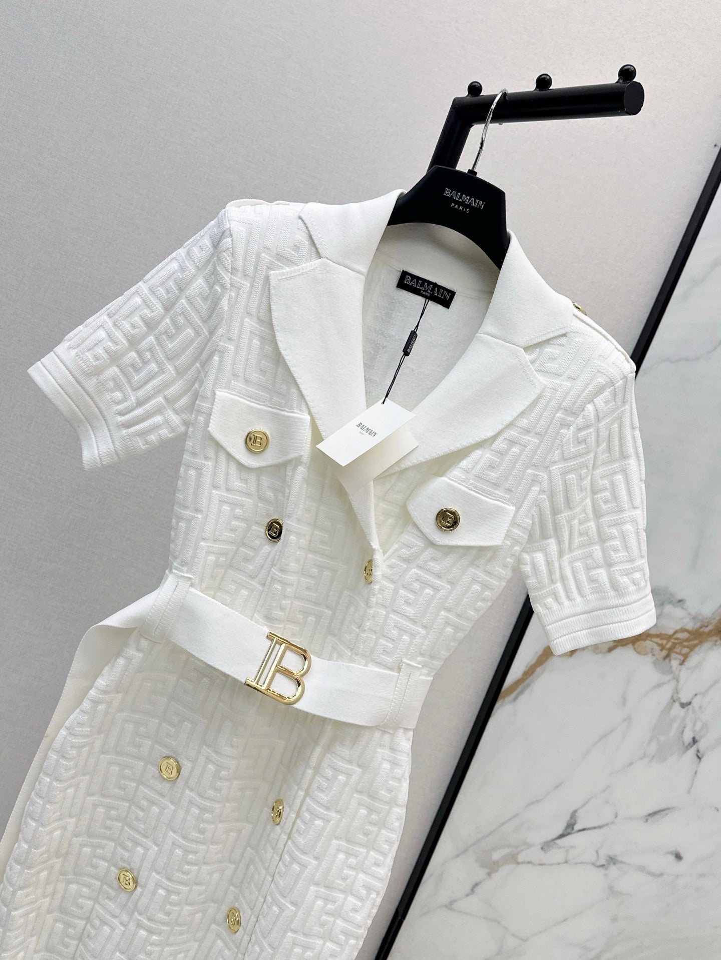 Balm* 25ss monogram knitted dress with gold buttons