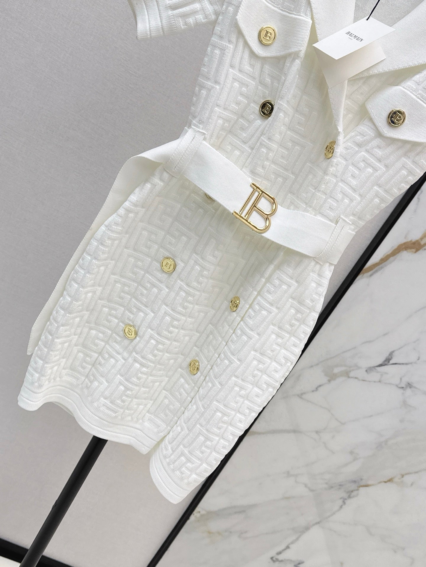 Balm* 25ss monogram knitted dress with gold buttons