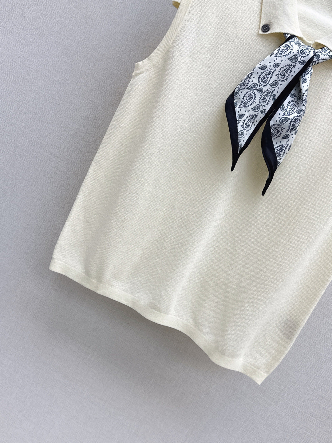 D*r scarves knit vest