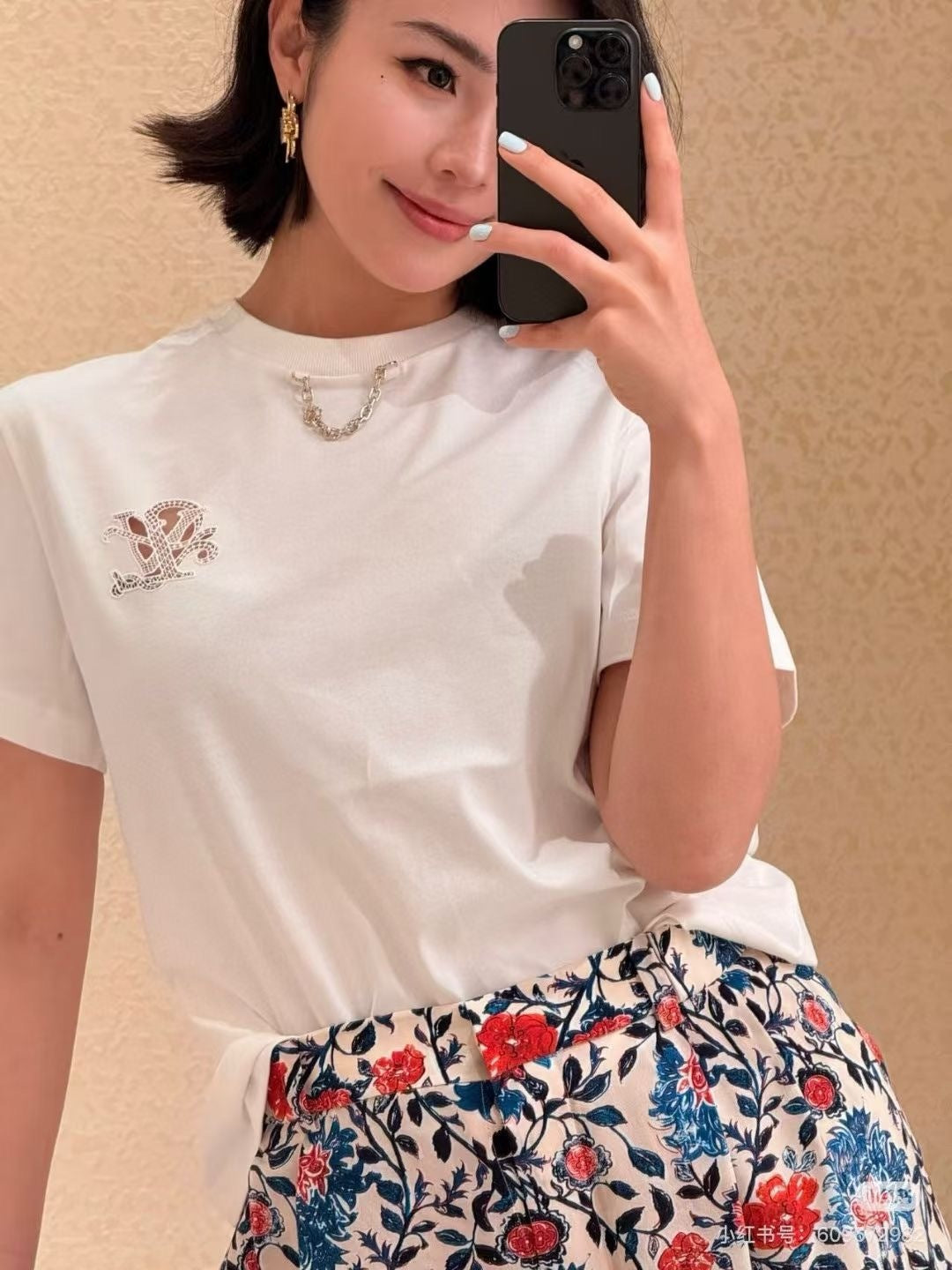 Loui* 25ss embroidered cotton t-shirt