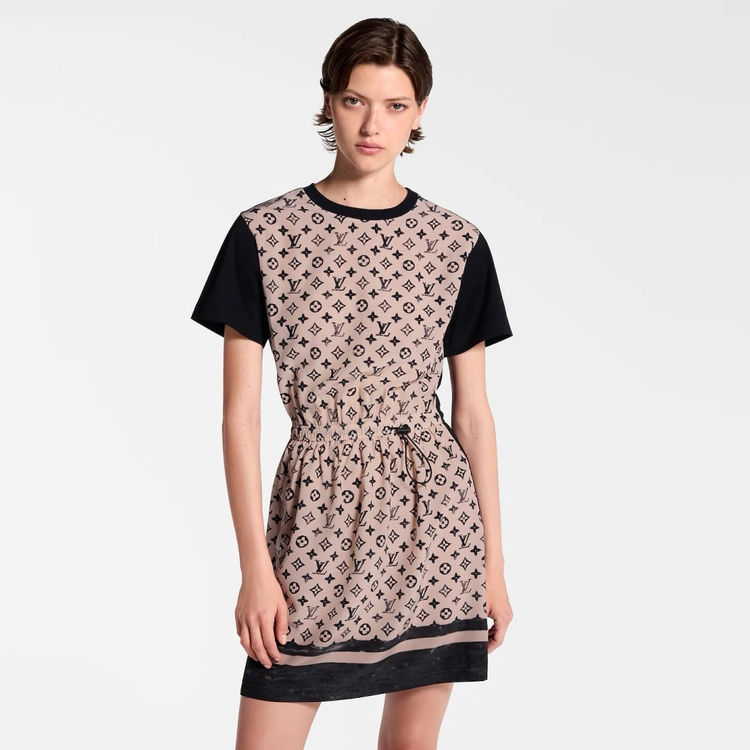 Loui* monogram front drawstring dress