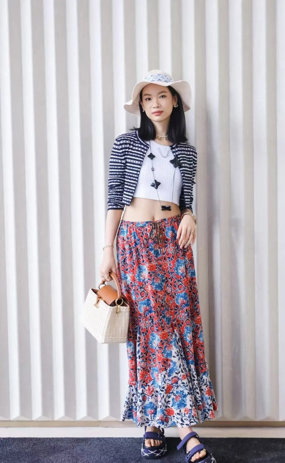 Loui* Floral Vine long skirt