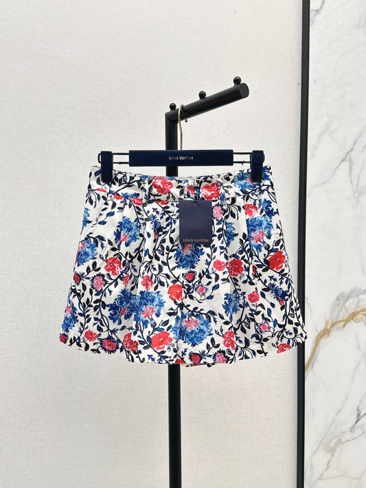 Loui* floral vine shorts