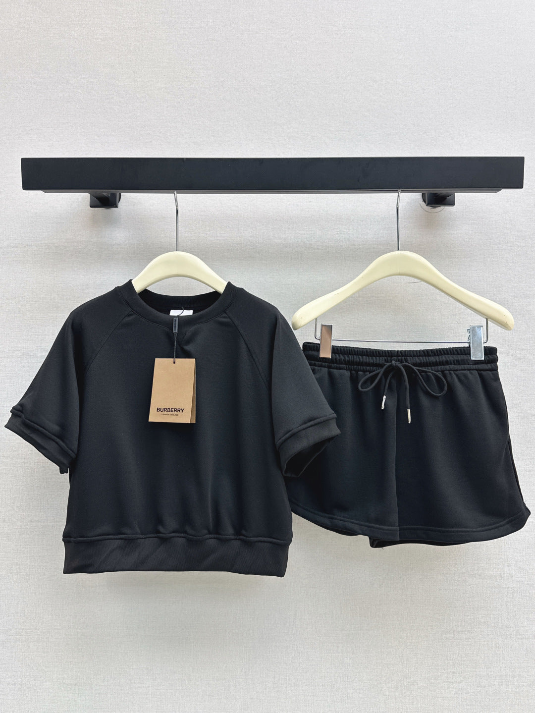 Bur*  pullover and shorts set