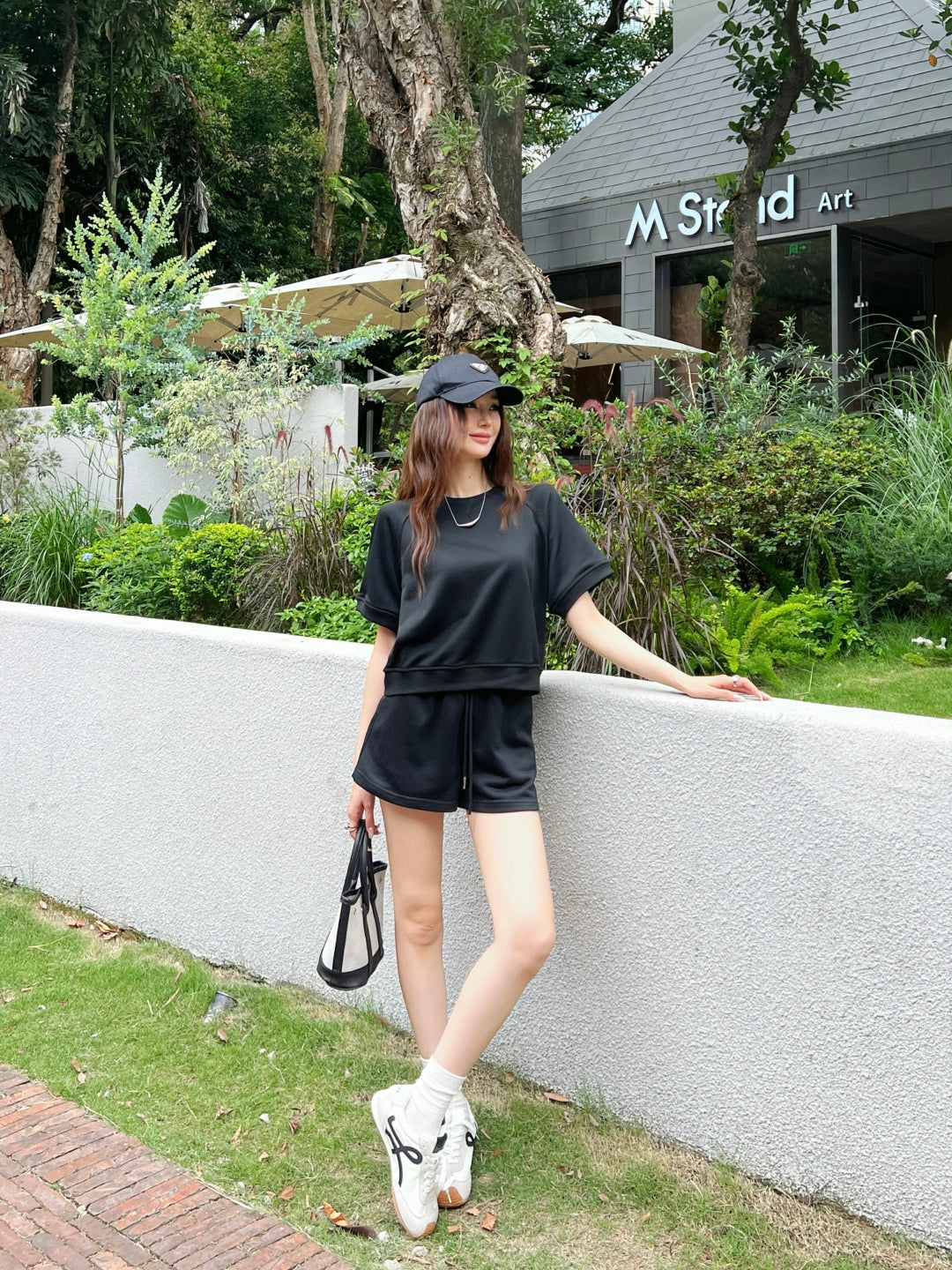 Bur*  pullover and shorts set
