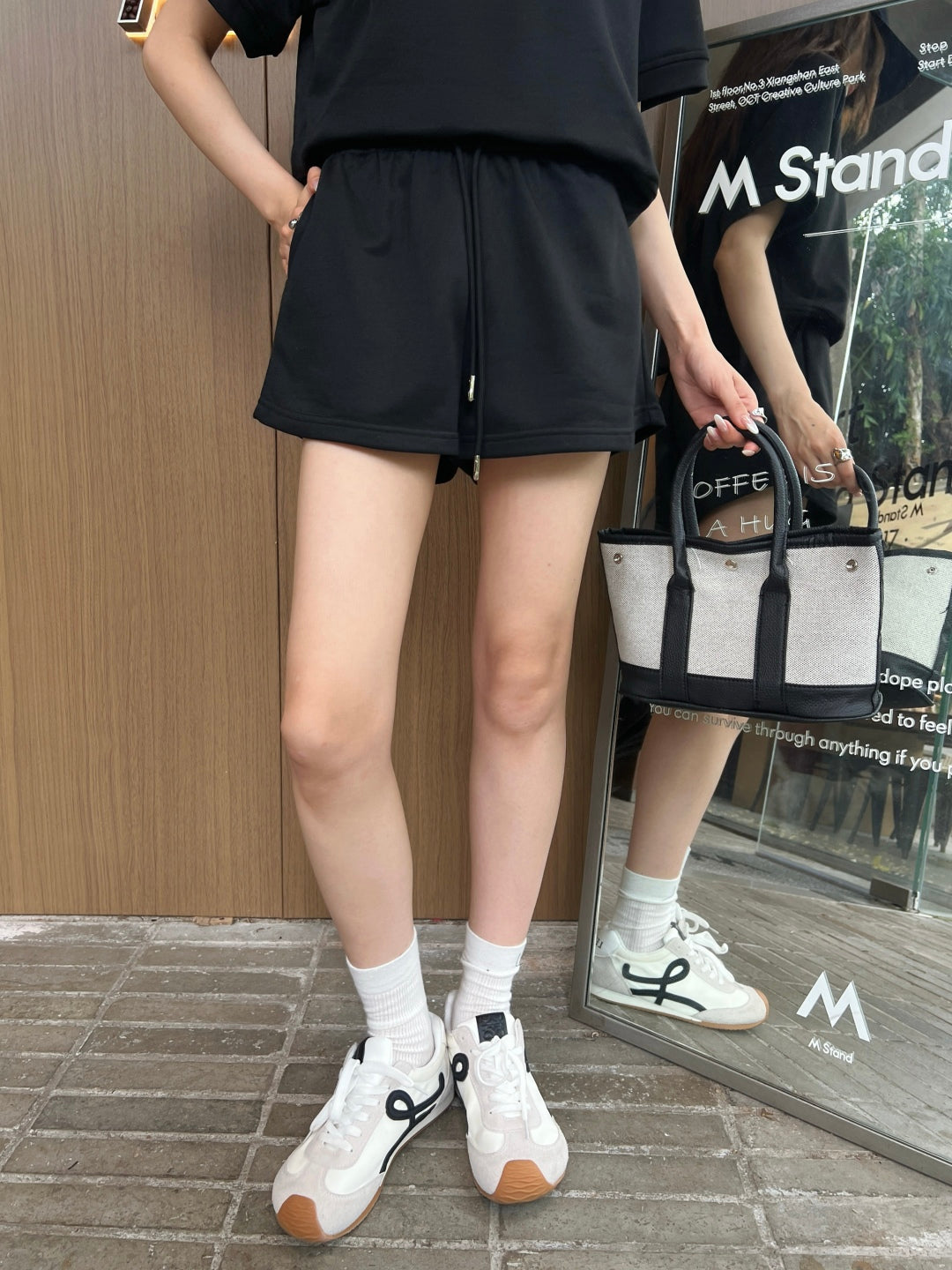 Bur*  pullover and shorts set