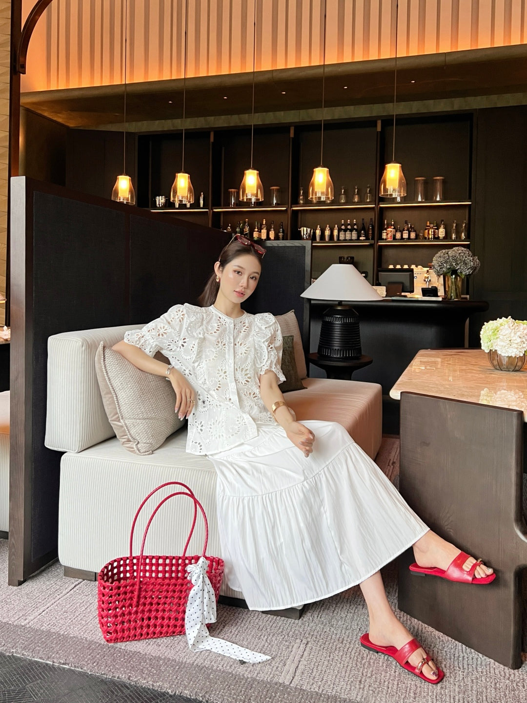 D*r new hollow embroidered shirt