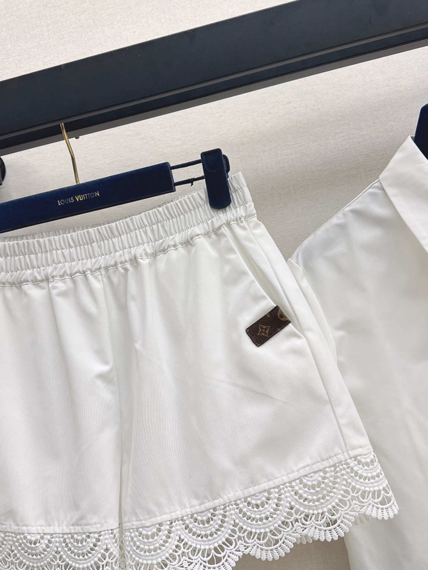 Loui* new lace trim shirt and shorts set