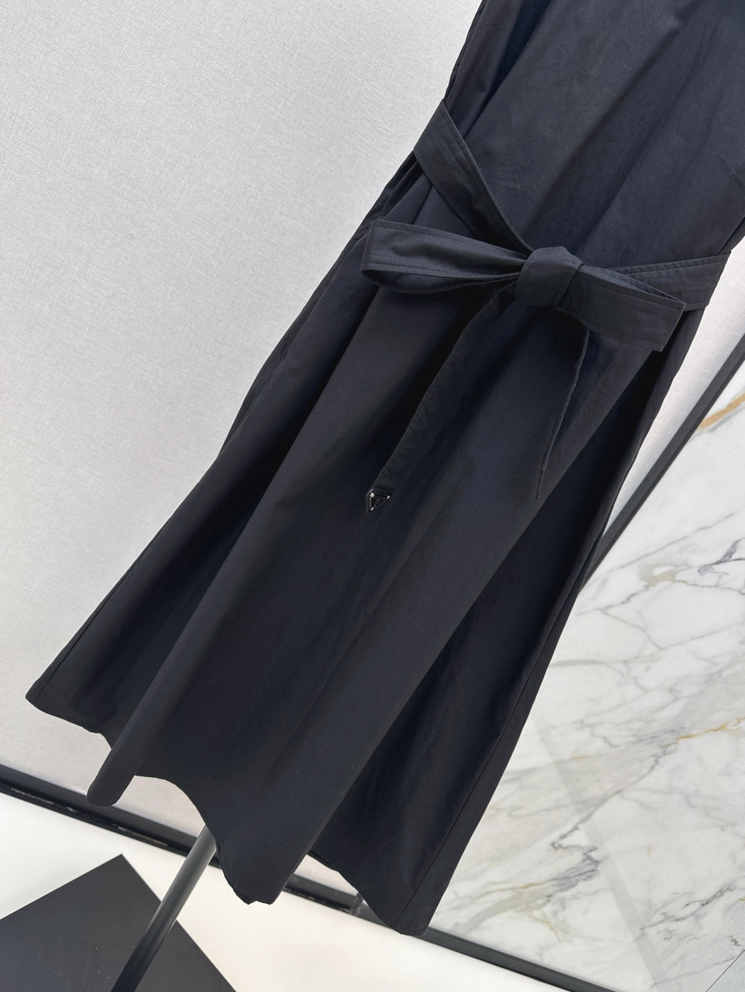 Pra* Re-nylon tied belt dress
