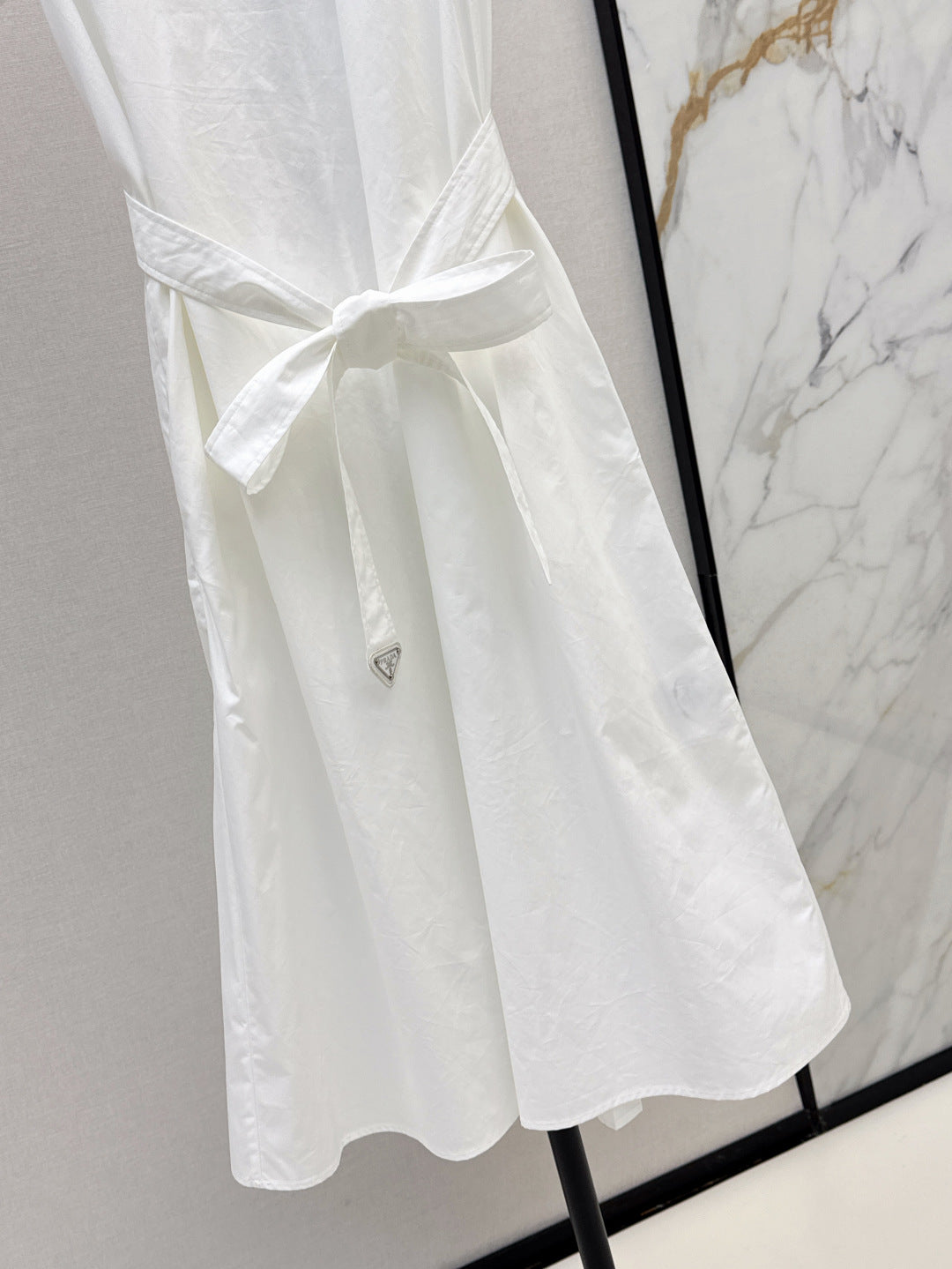 Pra* Re-nylon tied belt dress