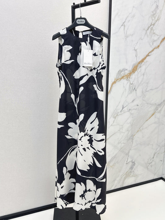 MaxM* long printed silk-blend dress